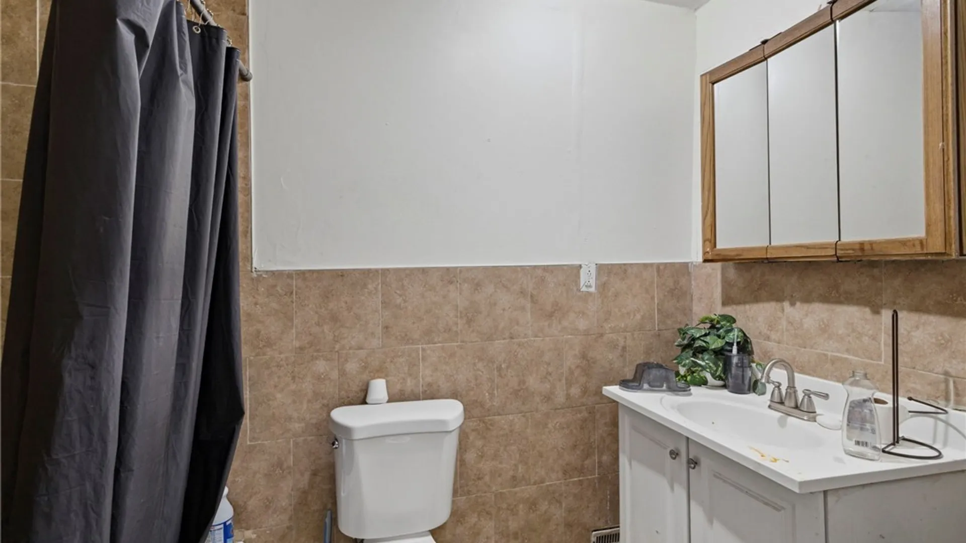 Property at 2041 Genesee Street, Buffalo, NY 14211 41