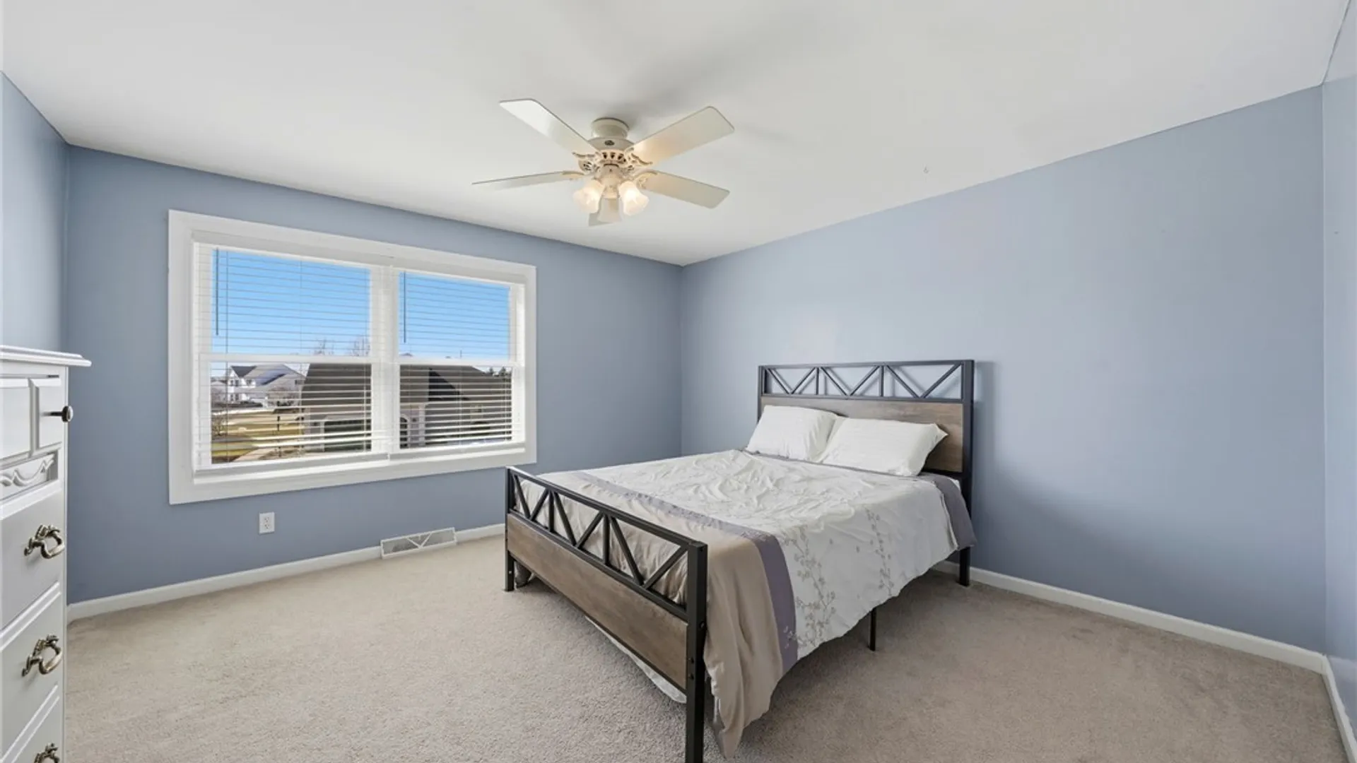 Property at 72 Michaels Walk, Lancaster, NY 14086 14
