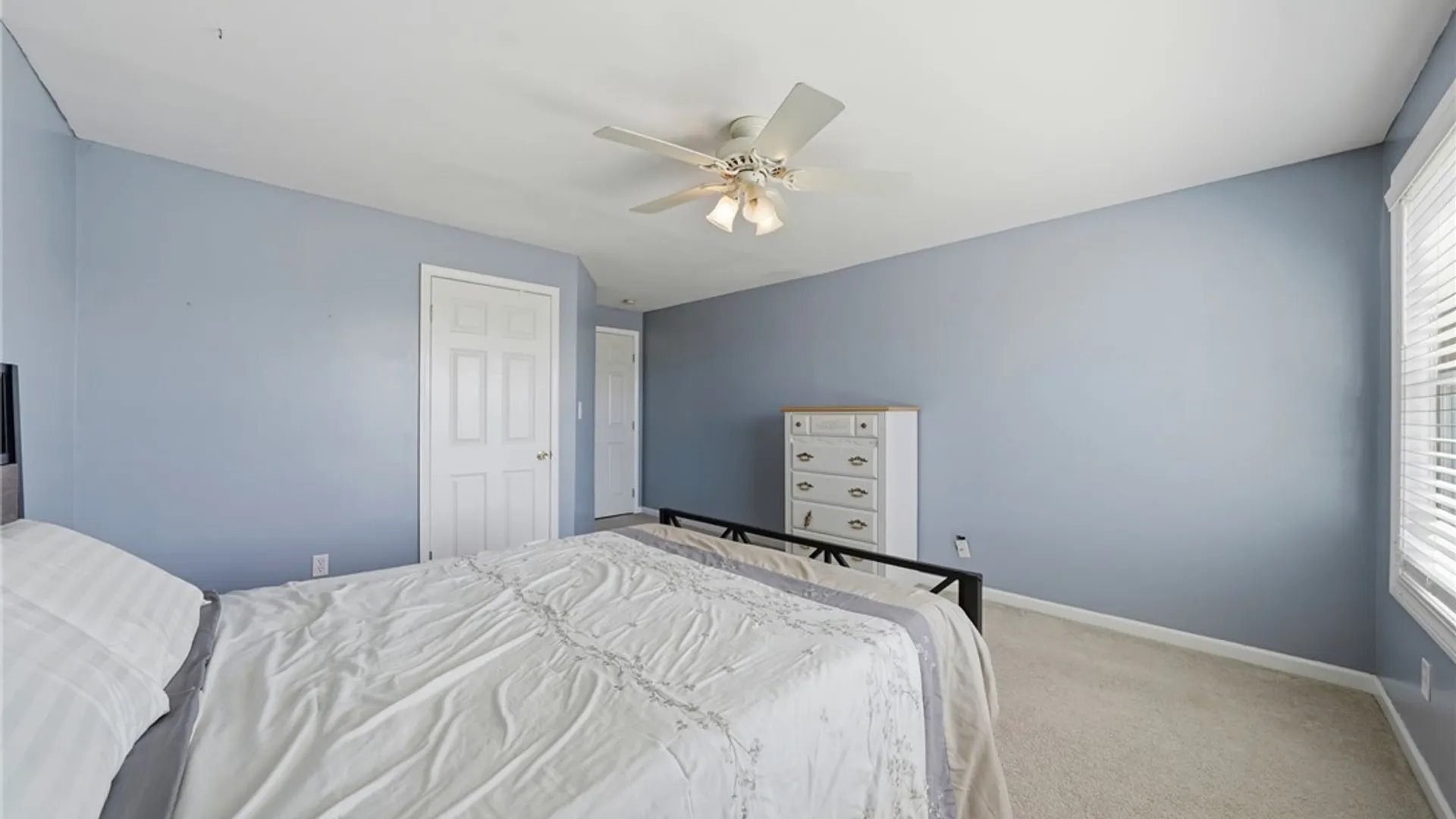 Property at 72 Michaels Walk, Lancaster, NY 14086 15