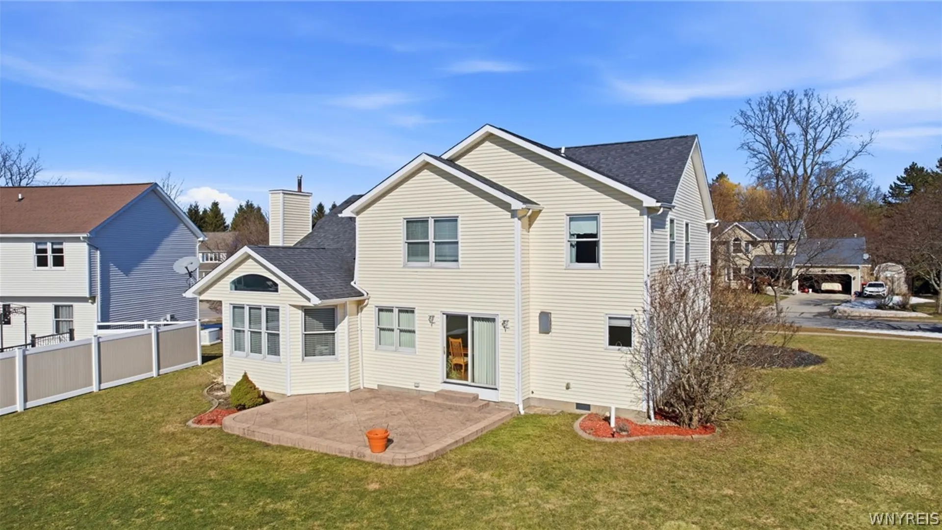Property at 72 Michaels Walk, Lancaster, NY 14086 34