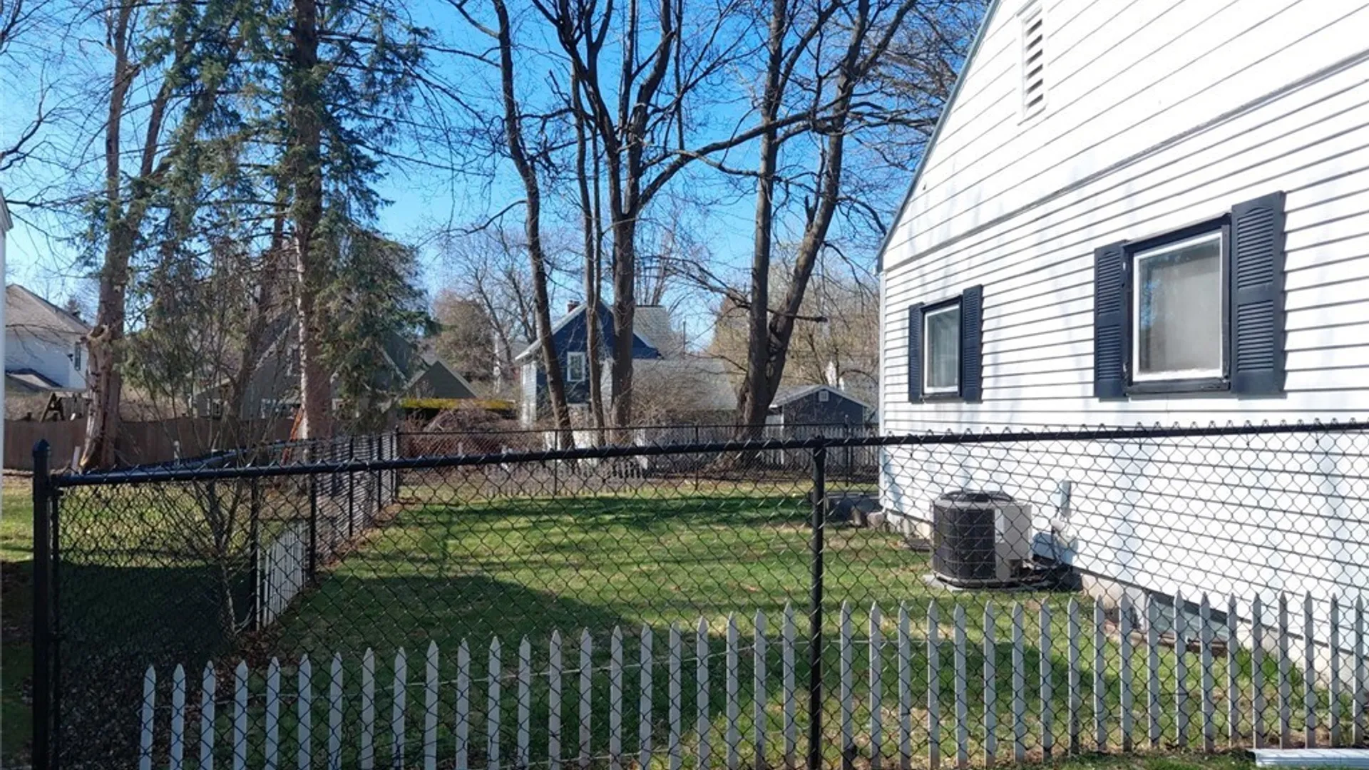 Property at 200 Ambergate Road, DeWitt, NY 13214 11