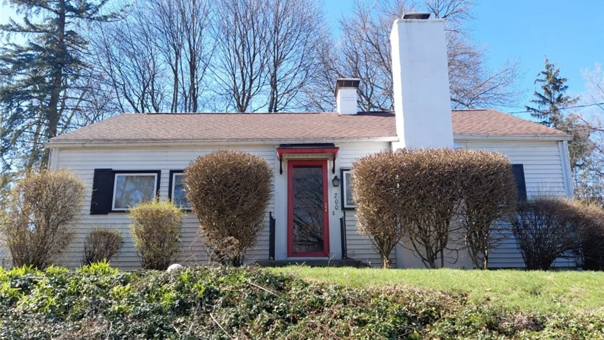 Property at 200 Ambergate Road, DeWitt, NY 13214 2