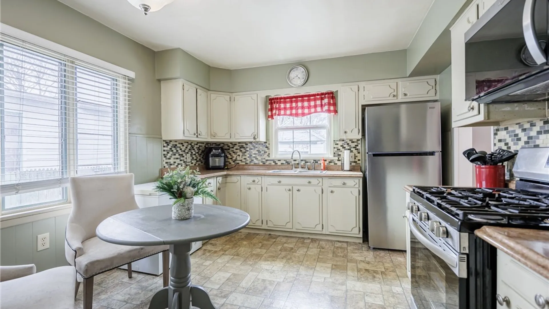 Property at 187 Nichols Street, Rochester, NY 14609 11