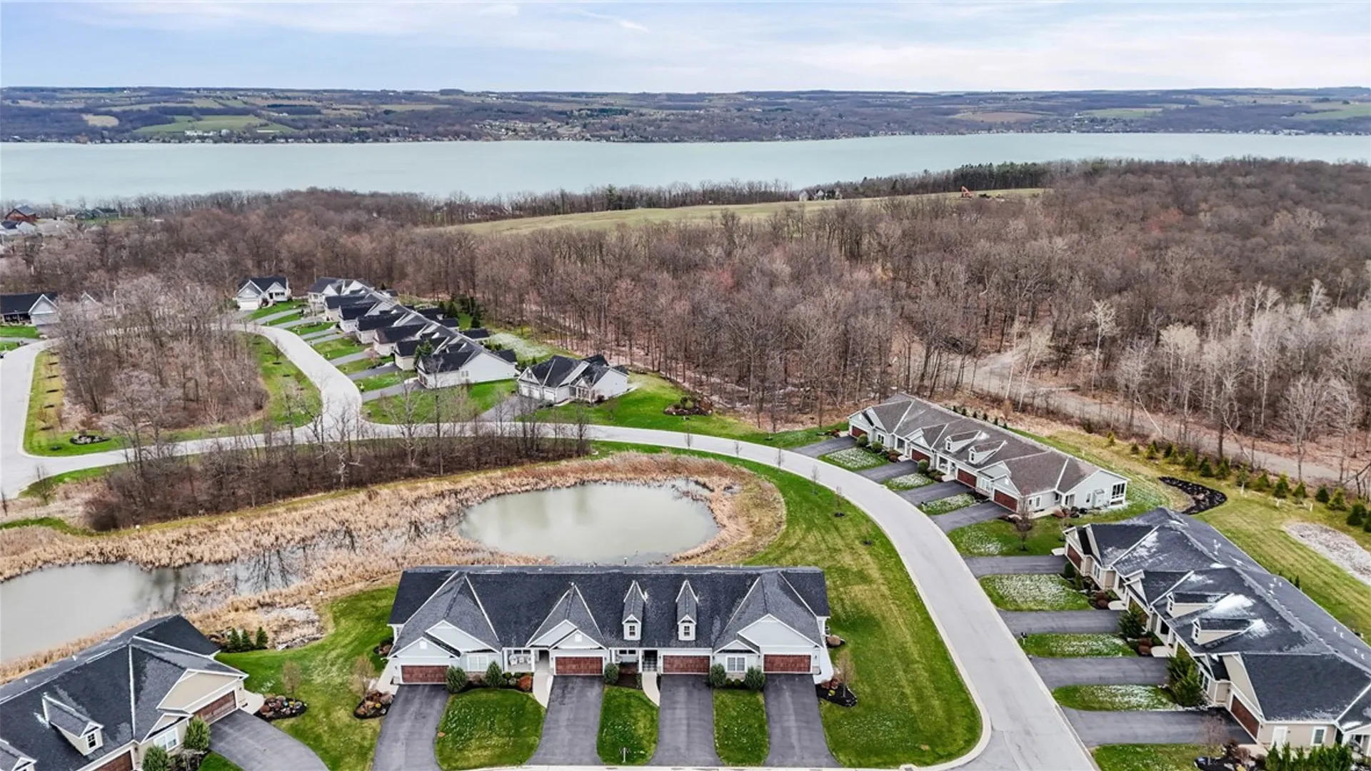 Property at 6002 Woodvine Rise, Canandaigua Town, NY 14424 4