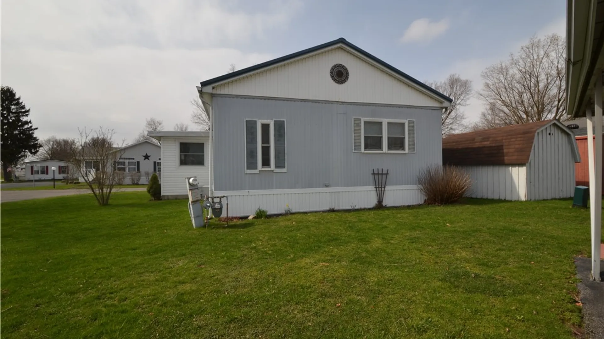 Property at 210 Oneida Way, Manchester, NY 14504 3