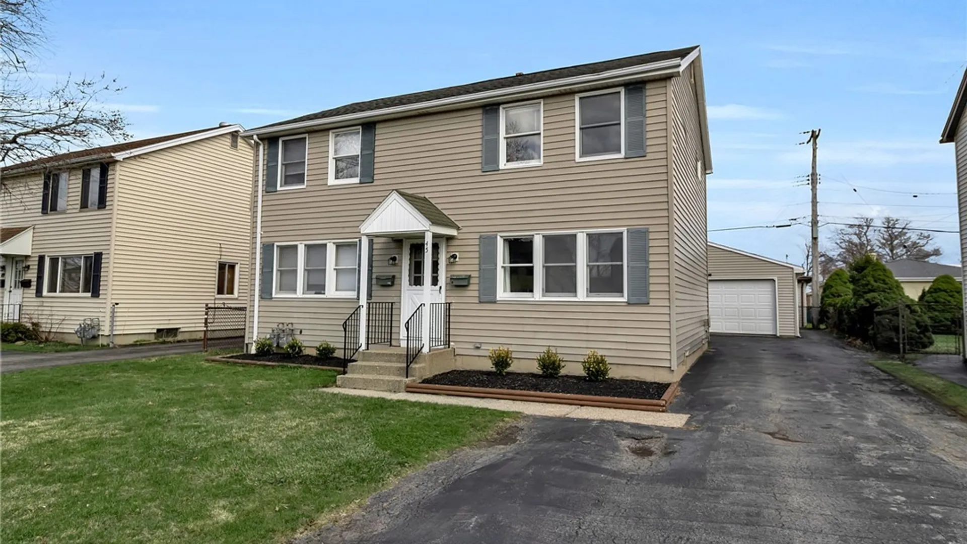 Property at 45 Patricia Lane, Cheektowaga, NY 14227 3