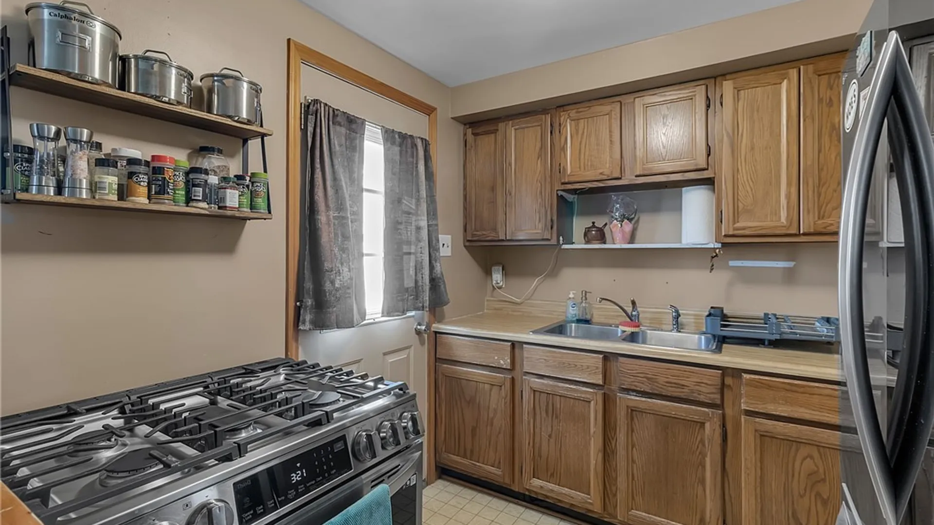Property at 45 Patricia Lane, Cheektowaga, NY 14227 30