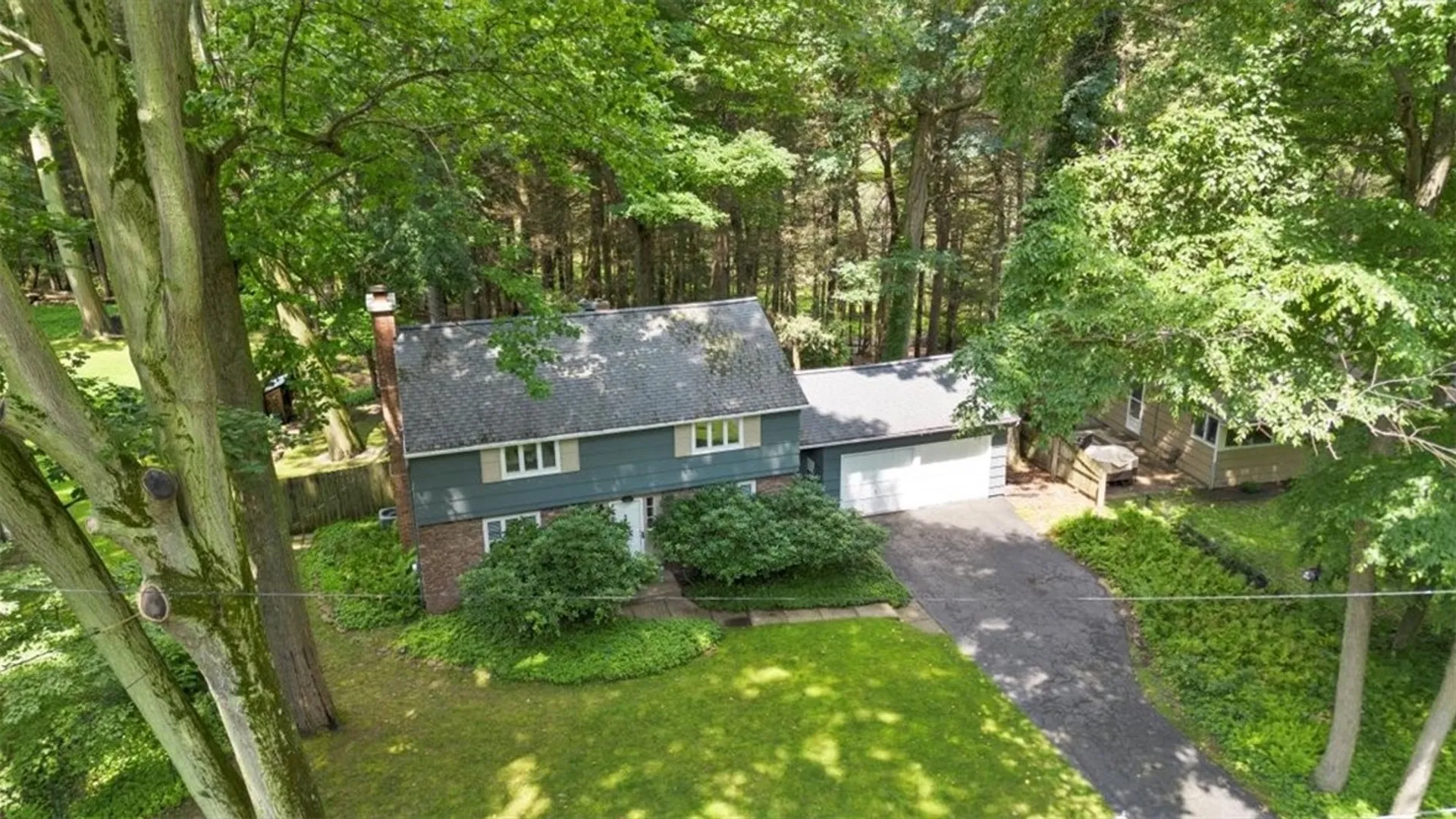 Property at 485 Oakridge Drive, Irondequoit, NY 14617 33