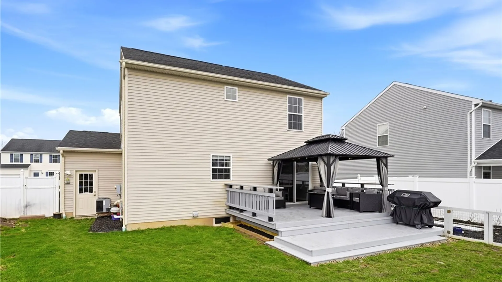 Property at 5779 Willow Creek Lane, Cambria, NY 14132 44