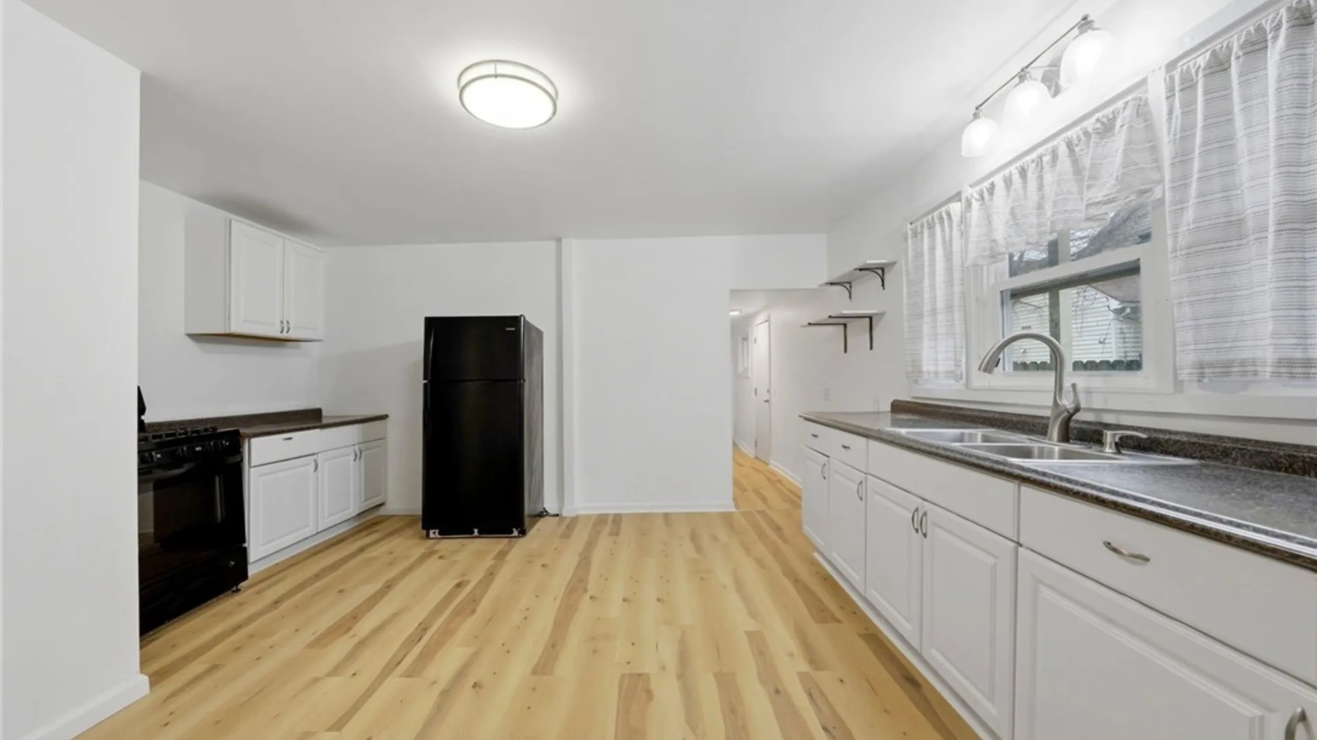 Property at 49 Trinity Place, Buffalo, NY 14201 13