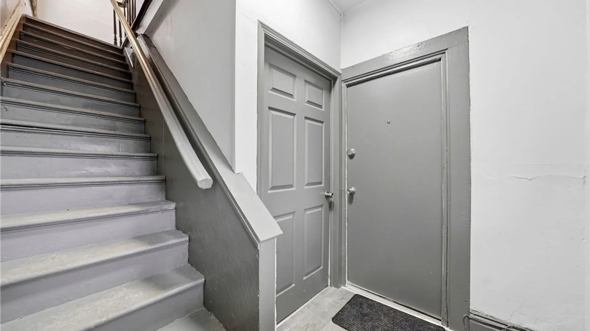 Property at 49 Trinity Place, Buffalo, NY 14201 3