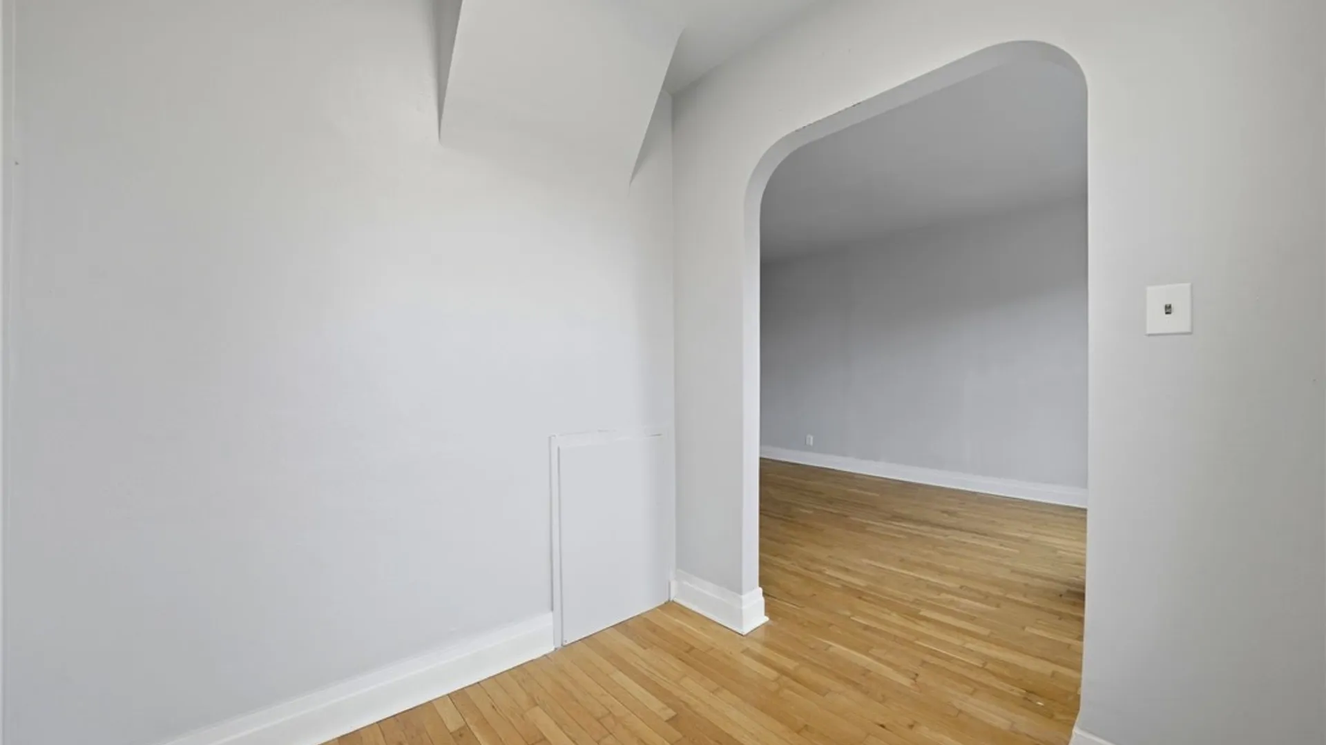 Property at 49 Trinity Place, Buffalo, NY 14201 7