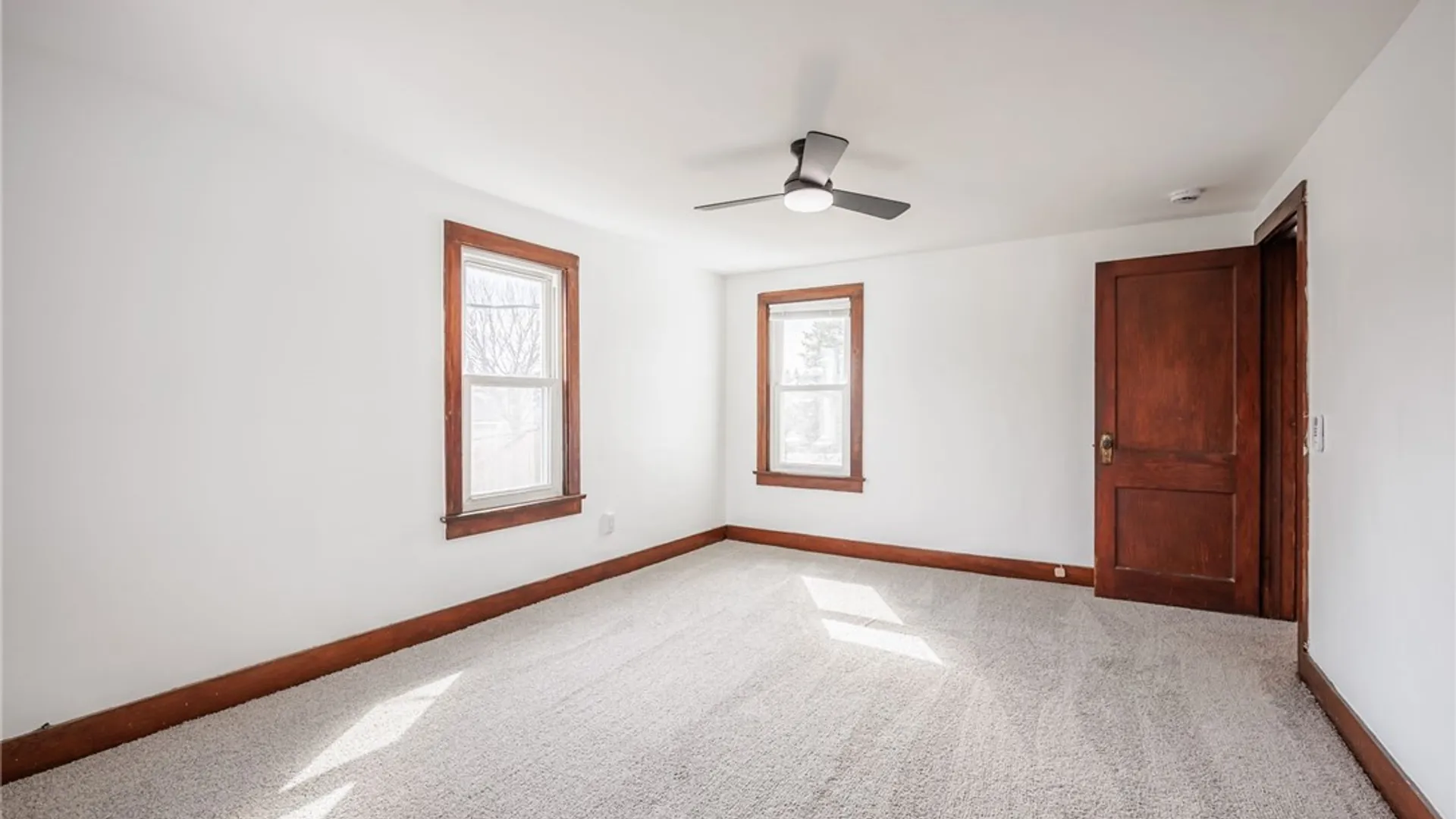 Property at 127 Lake Avenue, Parma, NY 14468 39