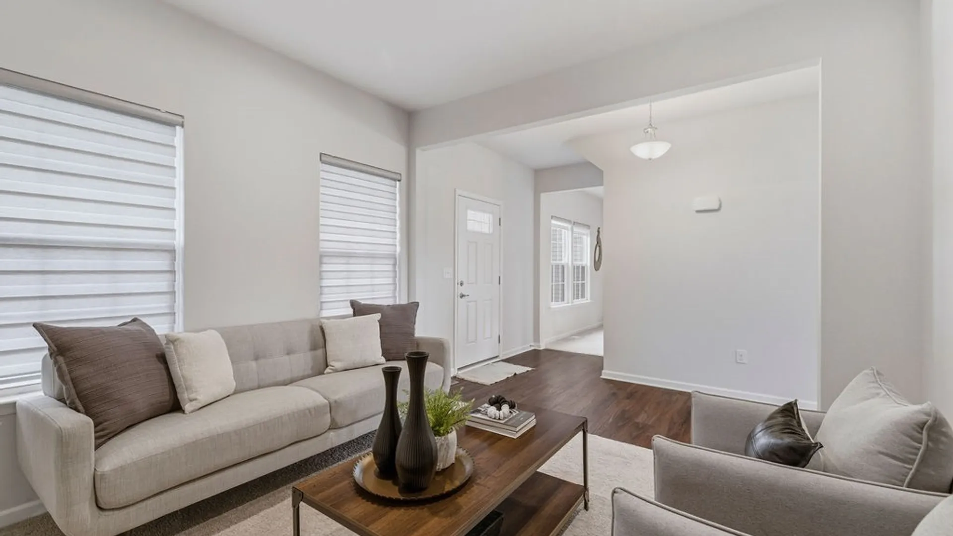 Property at 370 Quarry Run, Grand Island, NY 14072 10