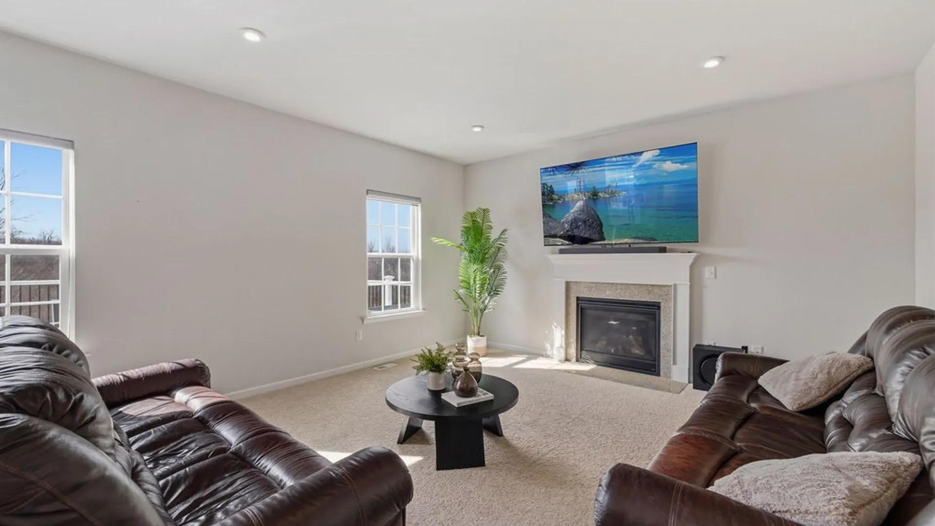 Property at 370 Quarry Run, Grand Island, NY 14072 15