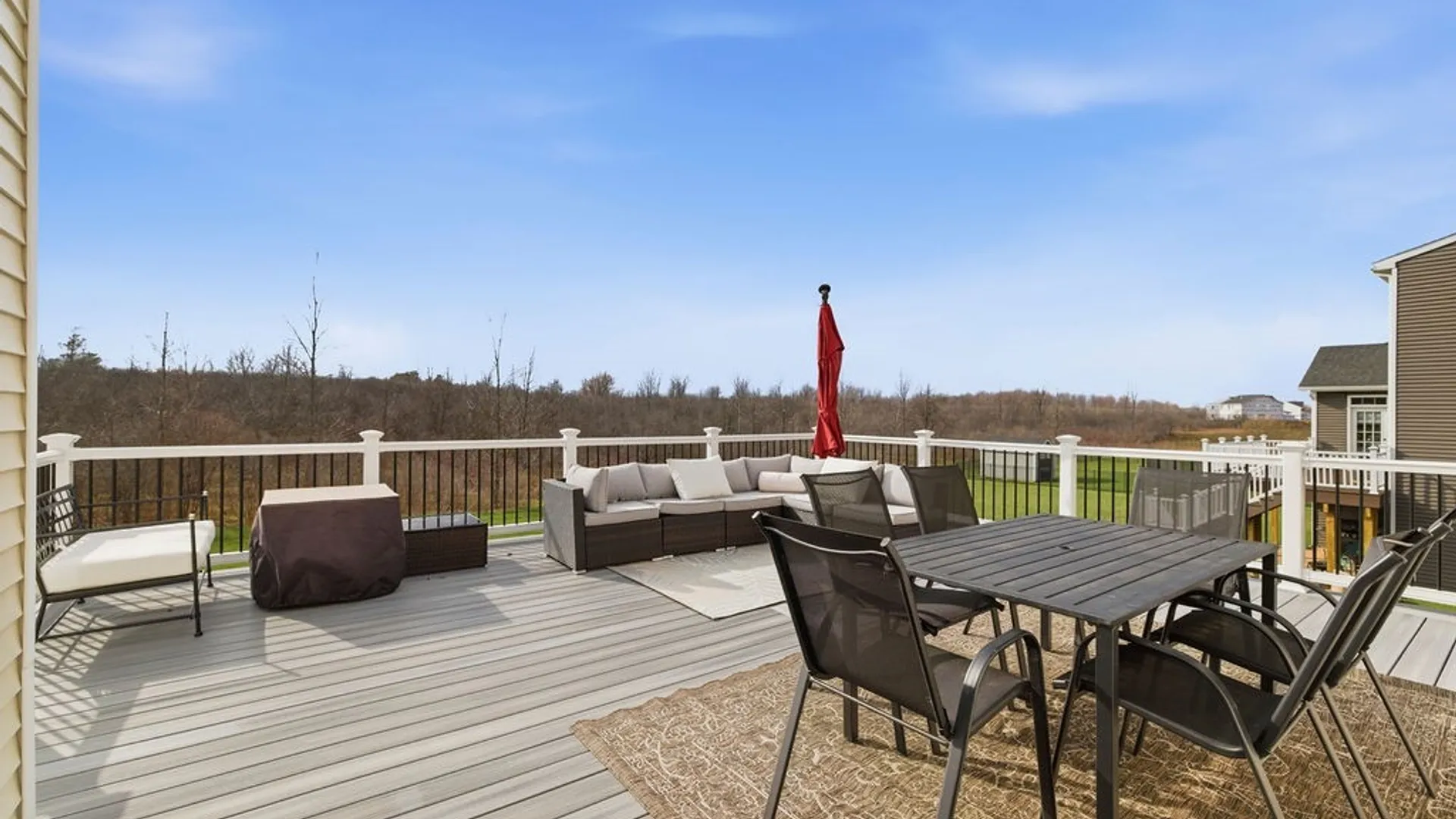 Property at 370 Quarry Run, Grand Island, NY 14072 23