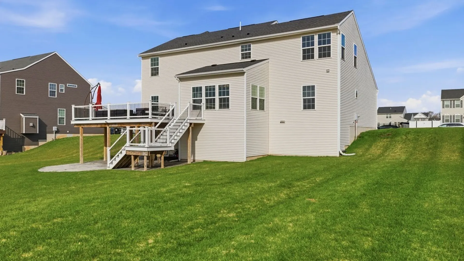 Property at 370 Quarry Run, Grand Island, NY 14072 6