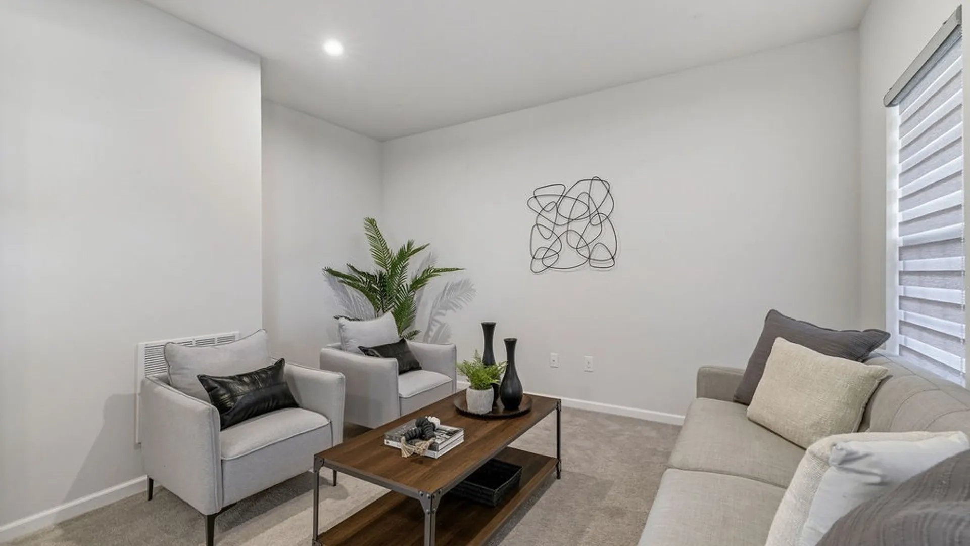 Property at 370 Quarry Run, Grand Island, NY 14072 9