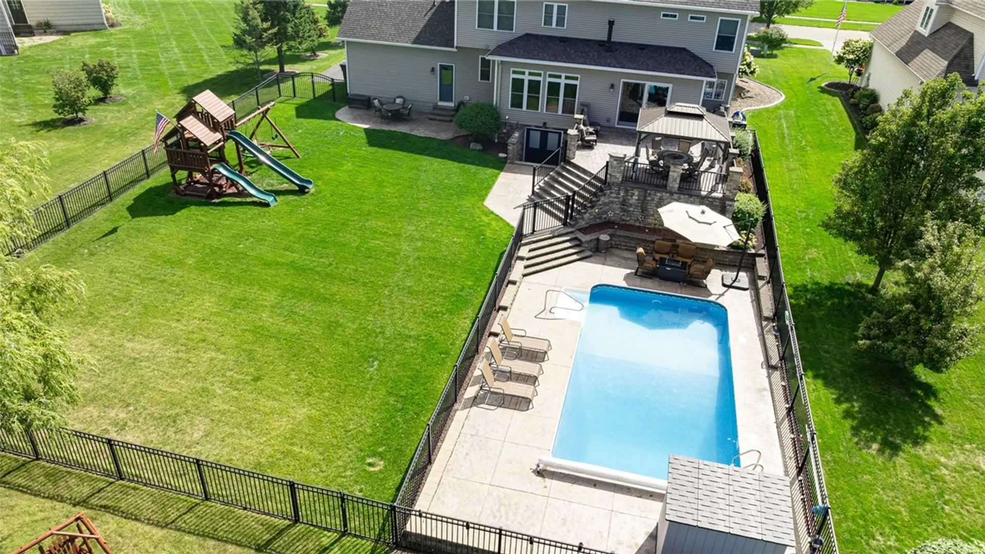 Property at 112 Triple Diamond, Penfield, NY 14580 39