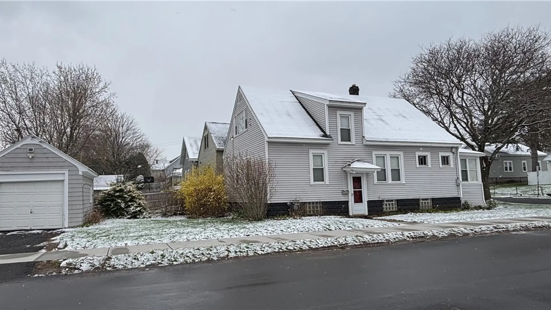 Property at 298 Norwood Avenue, Syracuse, NY 13206 2