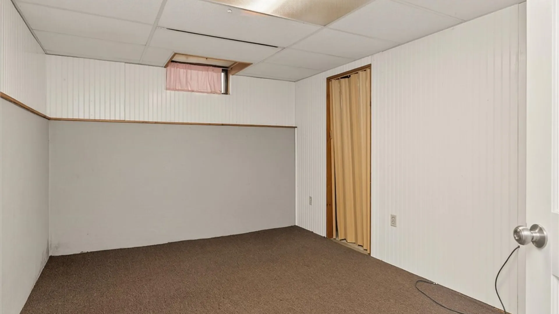 Property at 69 Chippendale Road, Greece, NY 14616 20