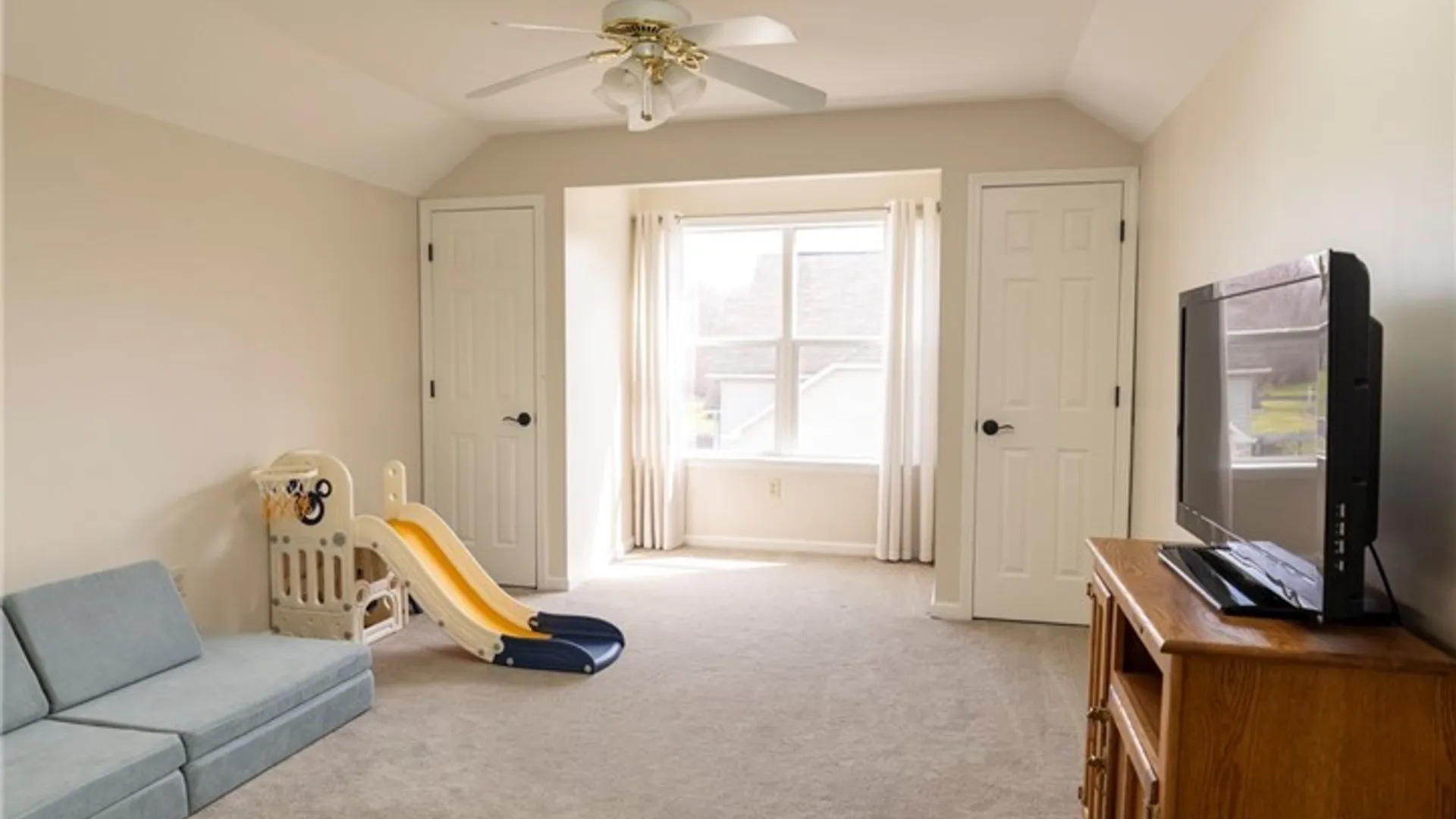Property at 6298 Alabama Path, Cicero, NY 13039 27