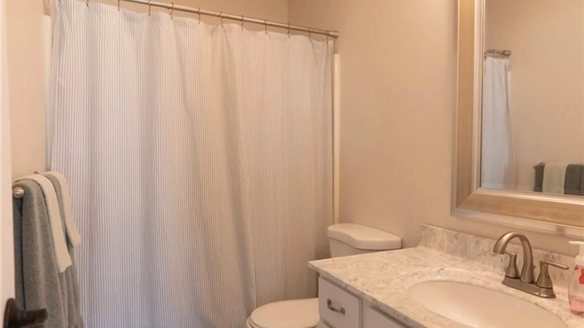 Property at 6298 Alabama Path, Cicero, NY 13039 32