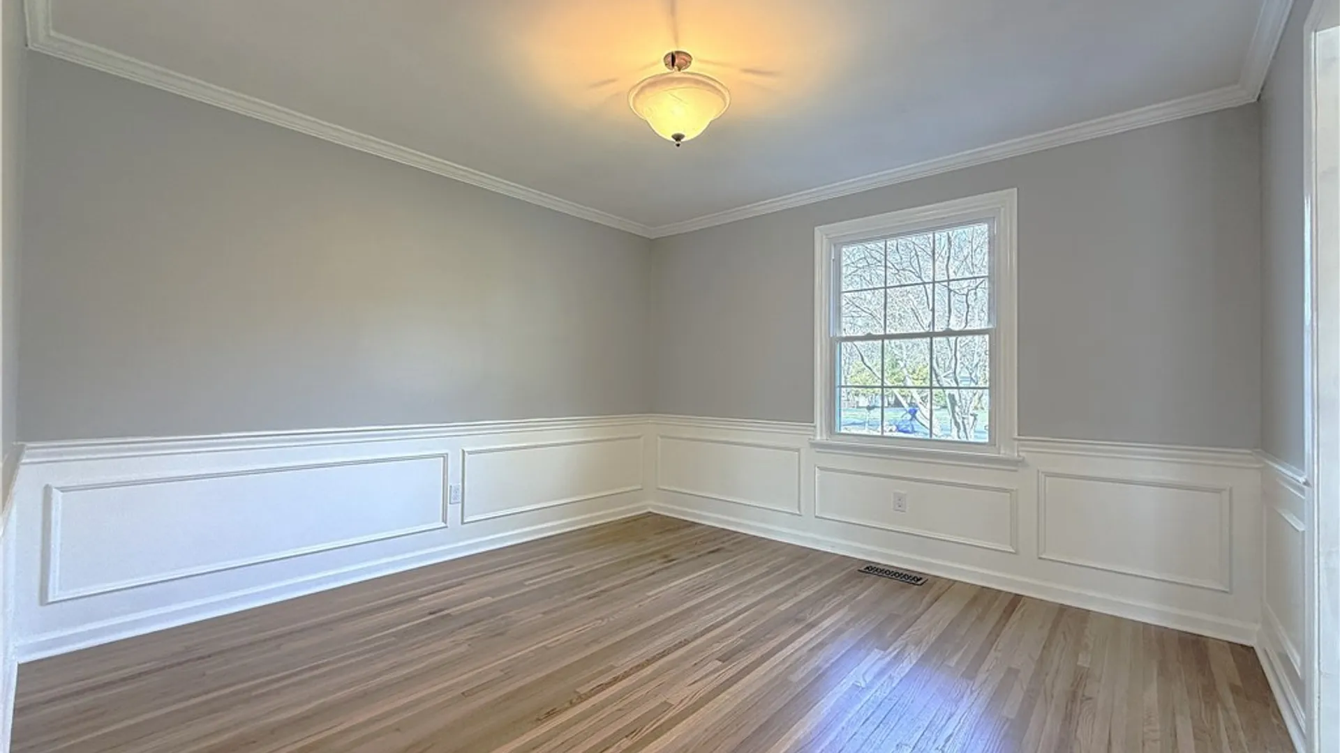 Property at 10151 Pineledge Drive, Clarence, NY 14031 6