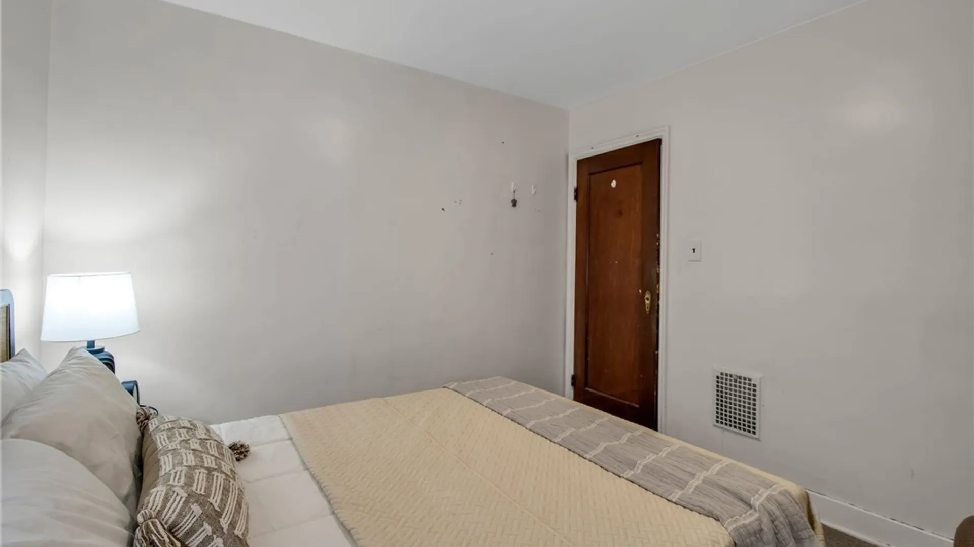 Property at 2247 Grand Avenue, Niagara Falls, NY 14301 22