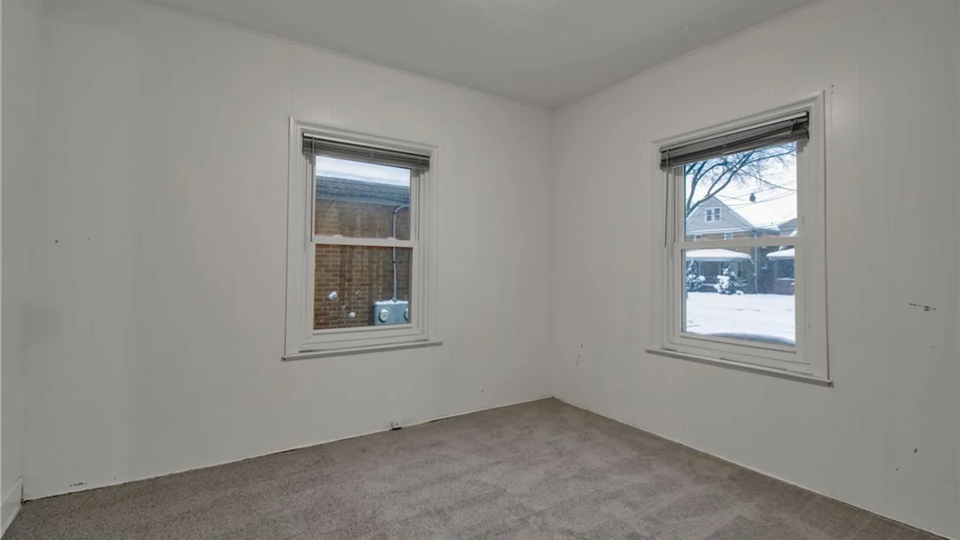 Property at 2247 Grand Avenue, Niagara Falls, NY 14301 24