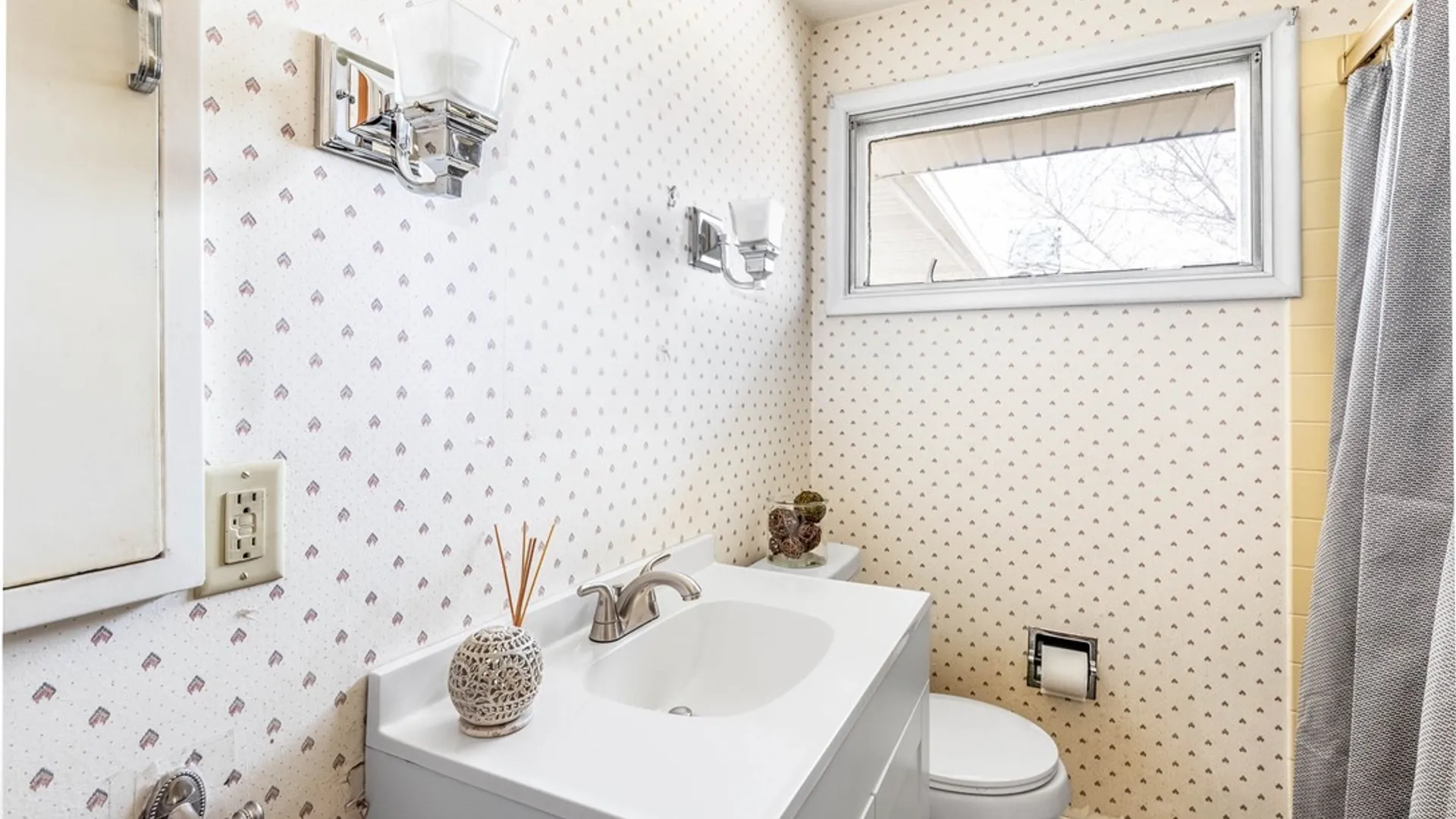 Property at 2174 Parker Boulevard, Tonawanda, NY 14150 17