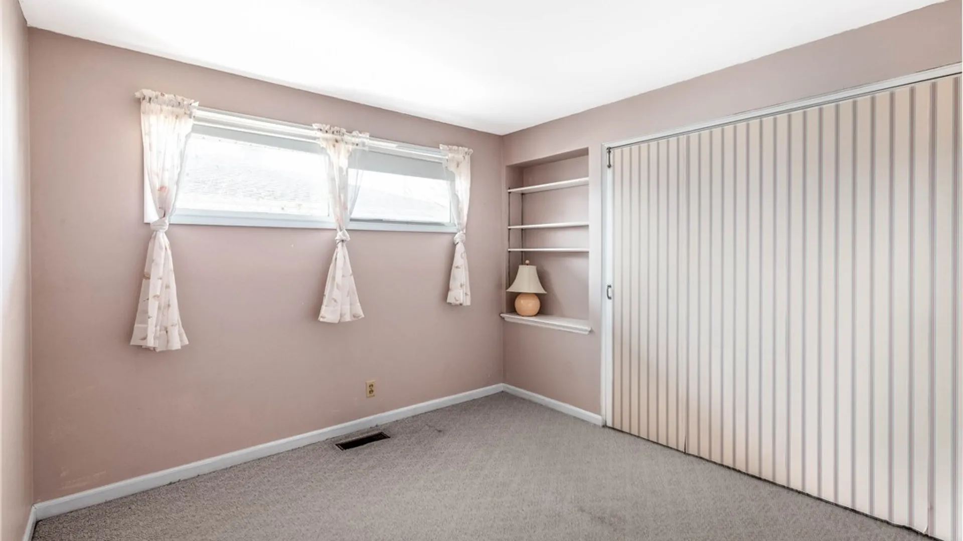 Property at 2174 Parker Boulevard, Tonawanda, NY 14150 18