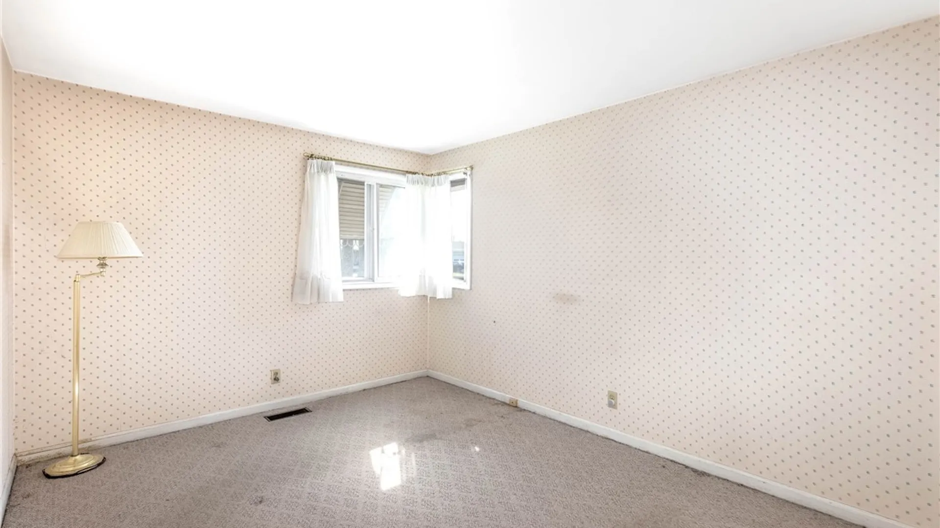 Property at 2174 Parker Boulevard, Tonawanda, NY 14150 22