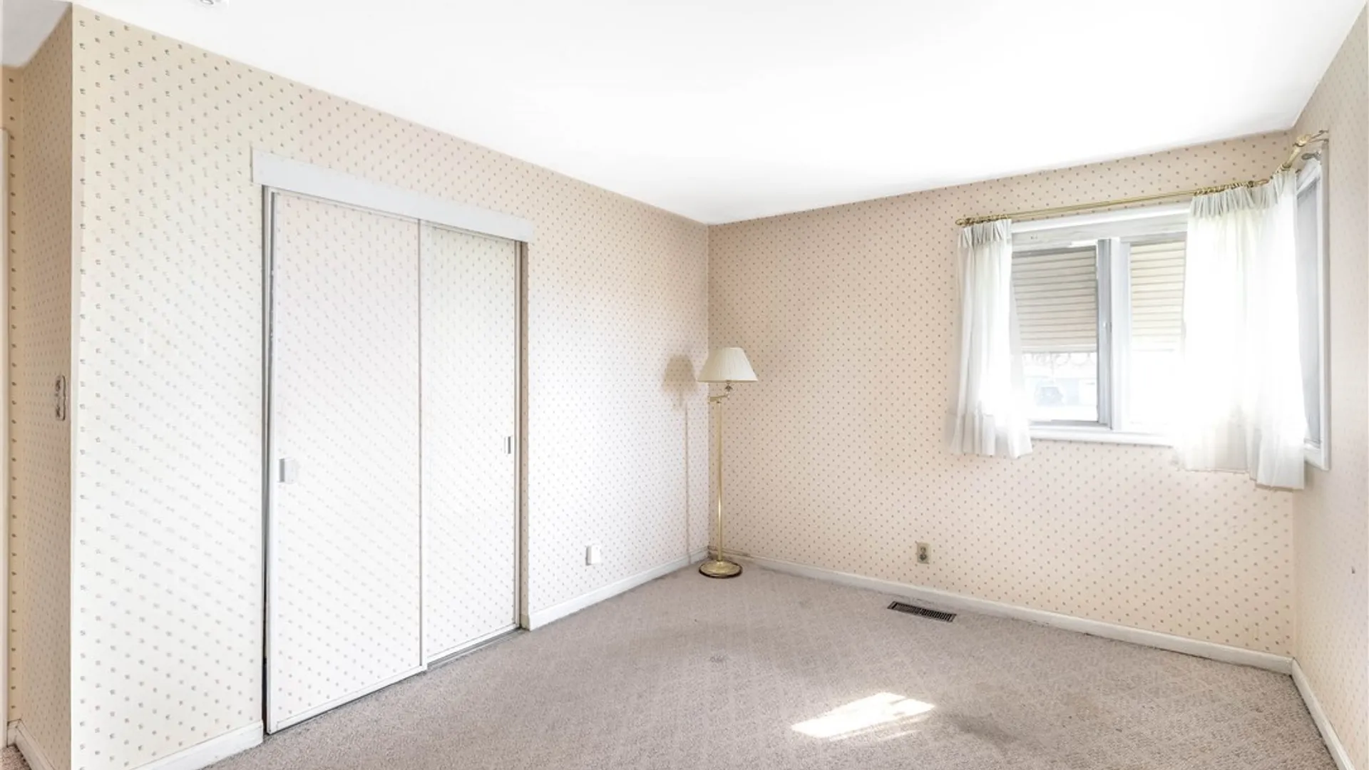 Property at 2174 Parker Boulevard, Tonawanda, NY 14150 24