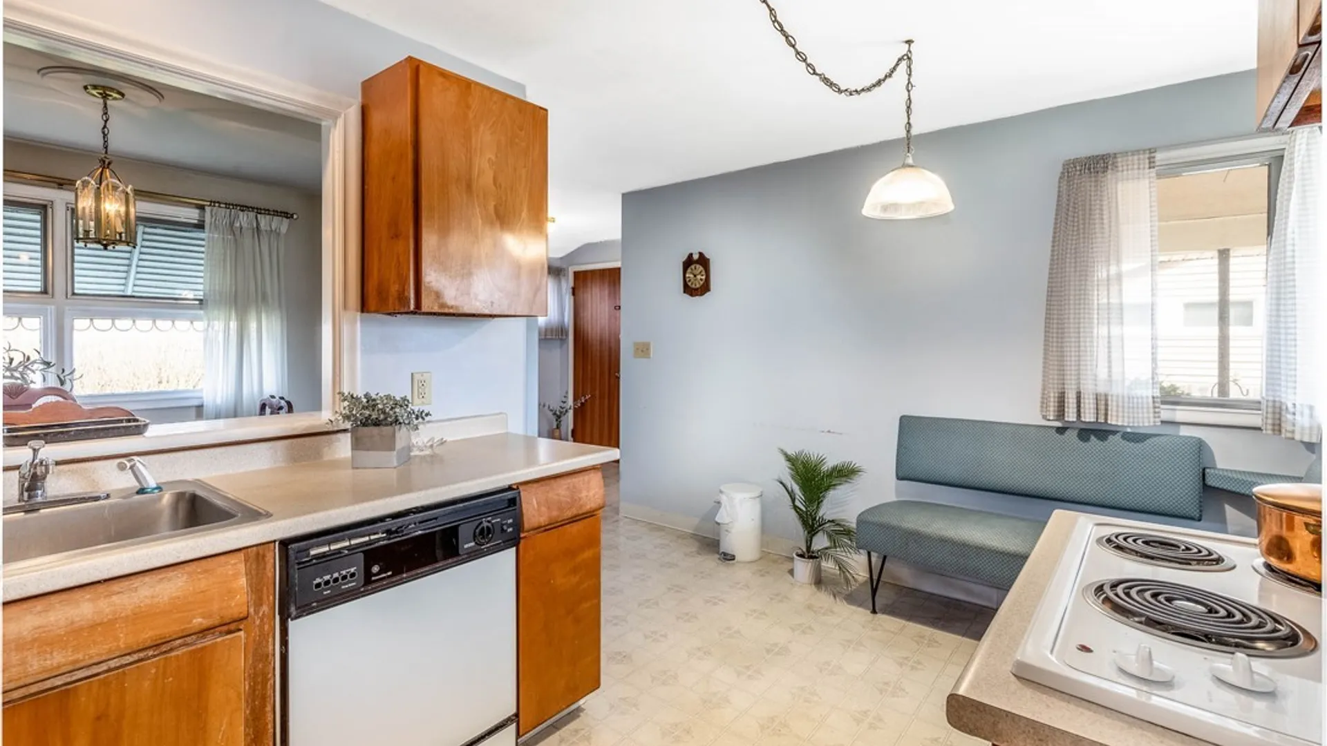 Property at 2174 Parker Boulevard, Tonawanda, NY 14150 7