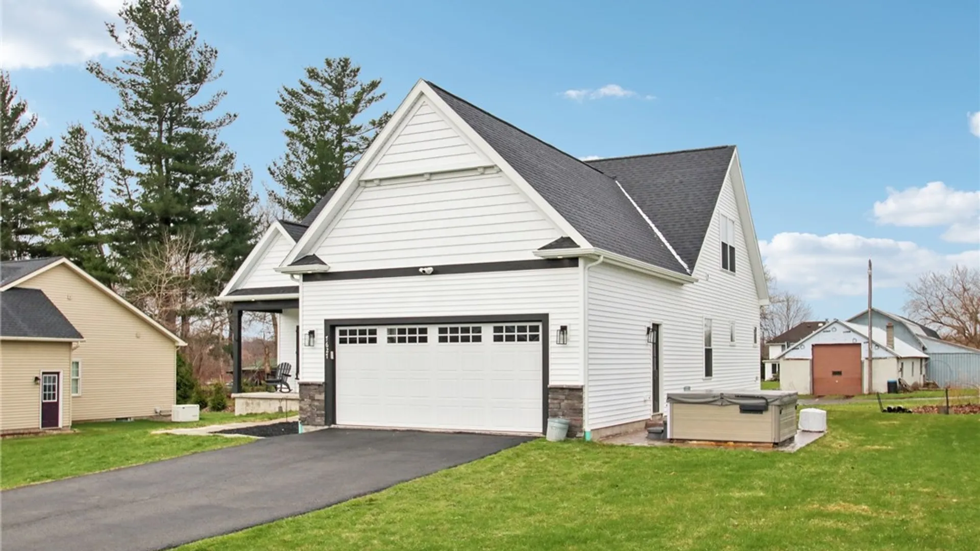 Property at 7627 Fairway Drive, Sodus, NY 14555 5