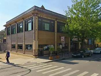 528 Elmwood Avenue, Buffalo, NY 14222