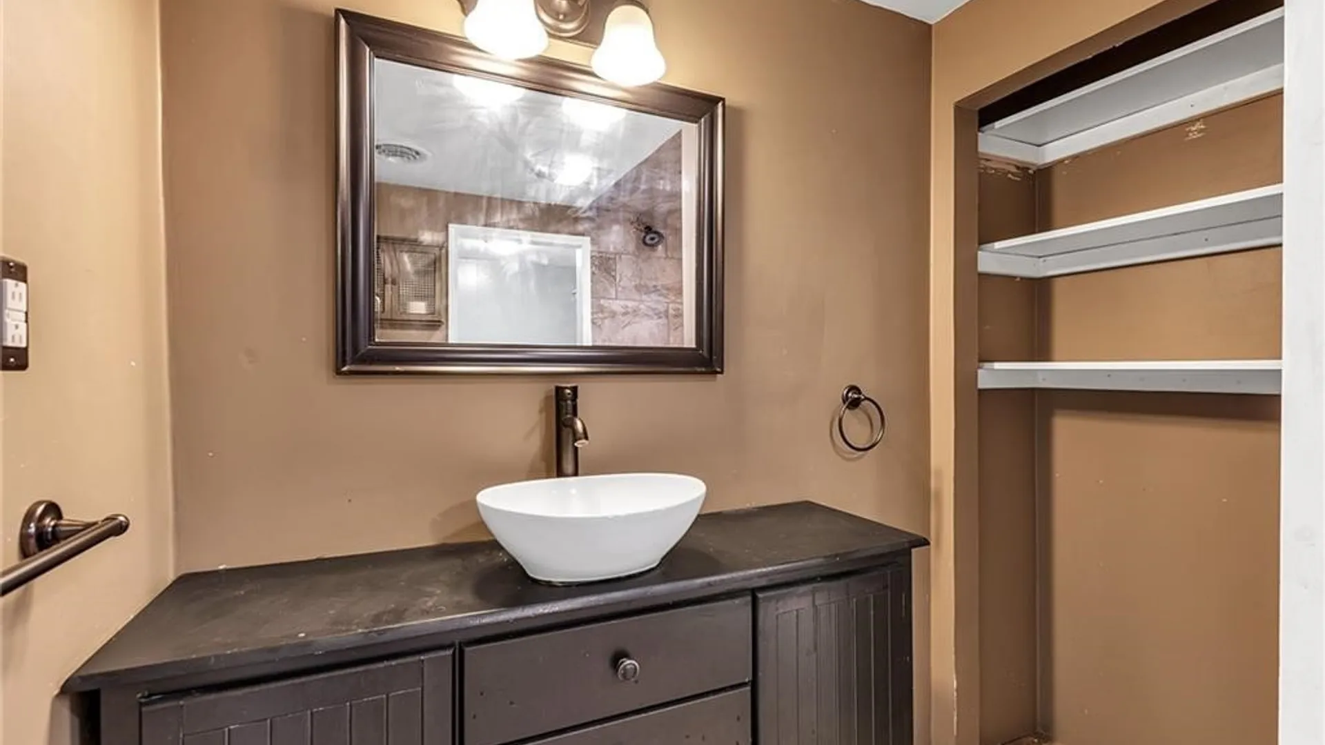 Property at 110 Hedley Street, Cheektowaga, NY 14206 15