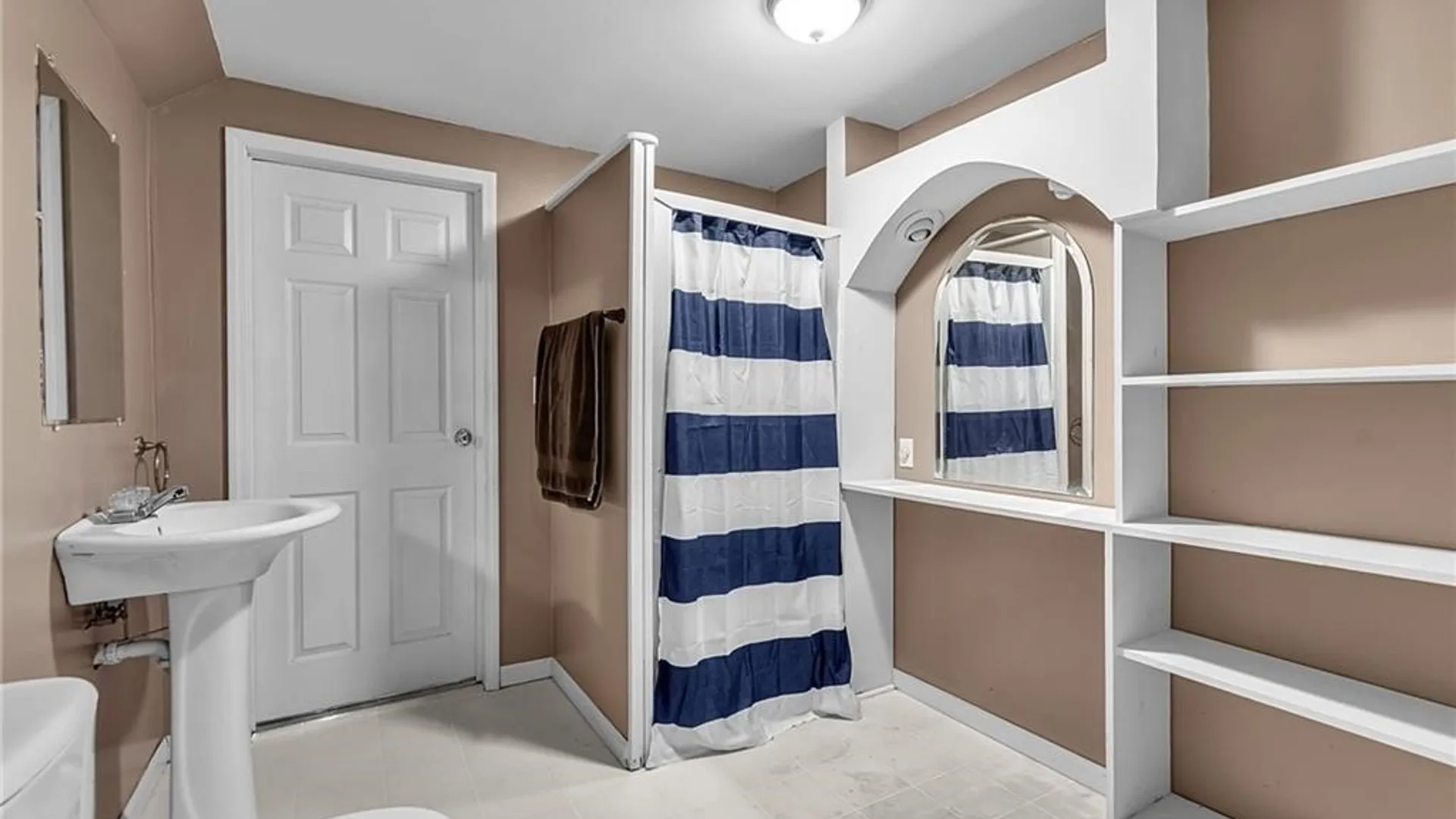 Property at 110 Hedley Street, Cheektowaga, NY 14206 20