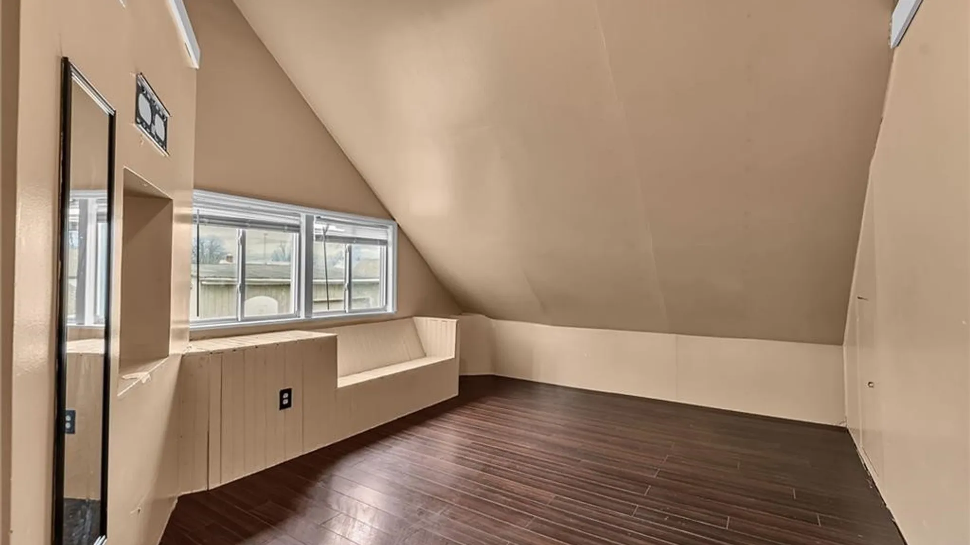 Property at 110 Hedley Street, Cheektowaga, NY 14206 22