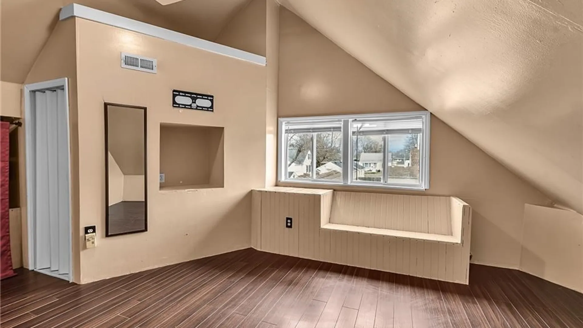 Property at 110 Hedley Street, Cheektowaga, NY 14206 23