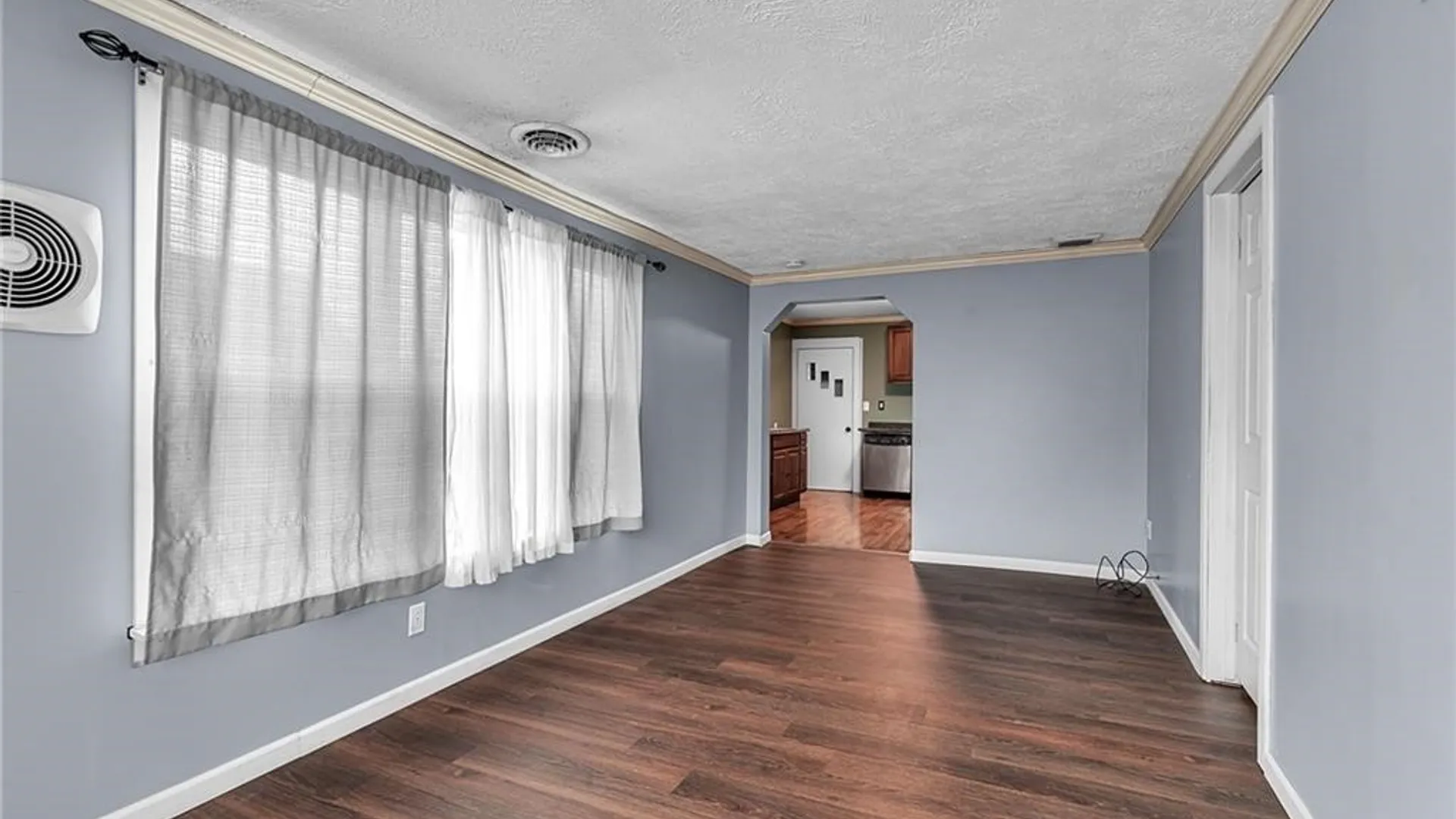 Property at 110 Hedley Street, Cheektowaga, NY 14206 25