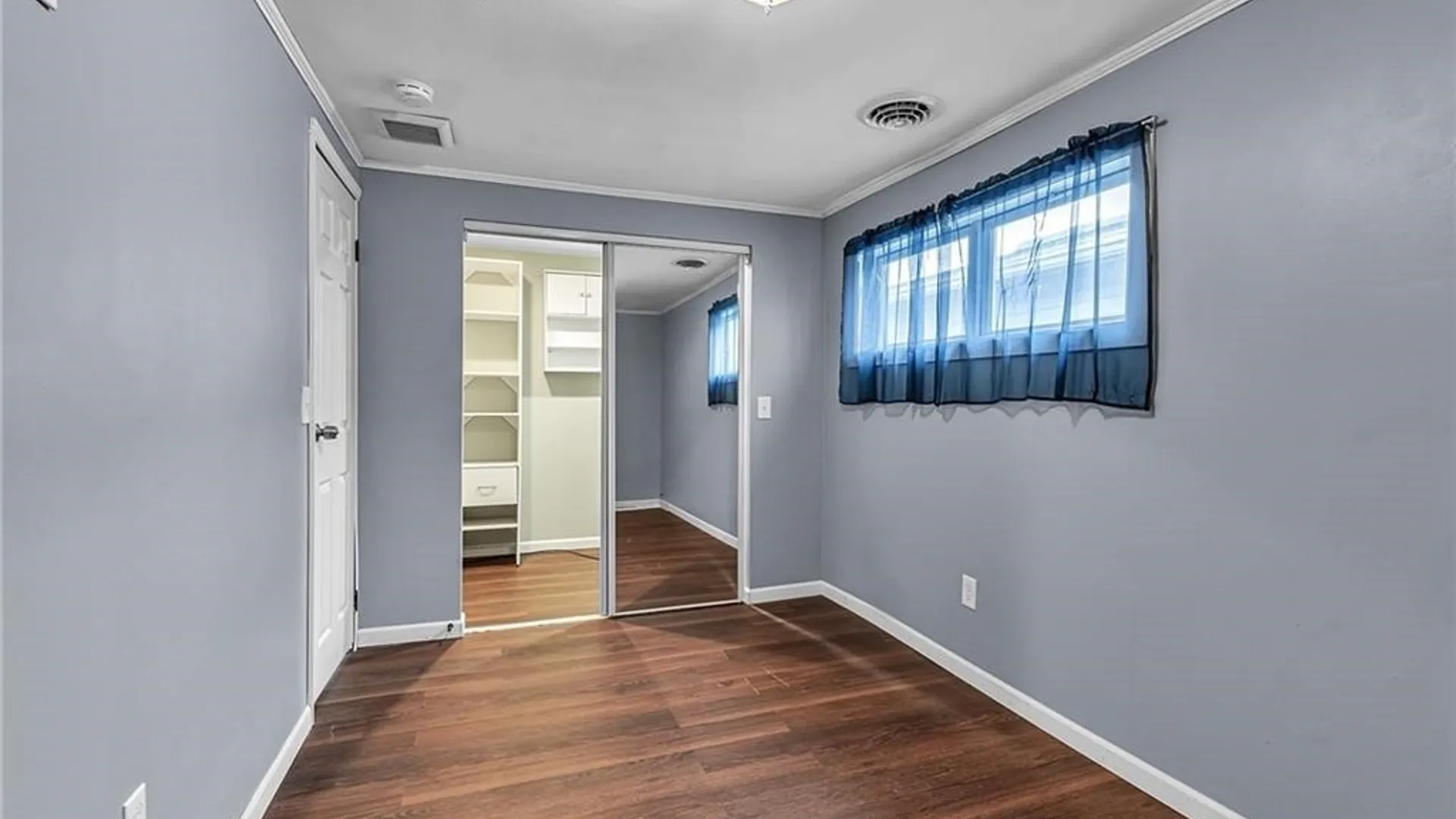 Property at 110 Hedley Street, Cheektowaga, NY 14206 29