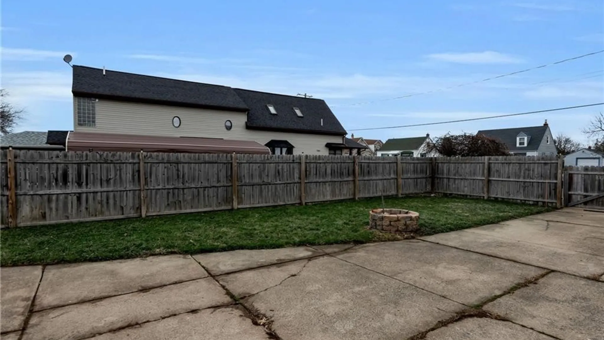 Property at 110 Hedley Street, Cheektowaga, NY 14206 5