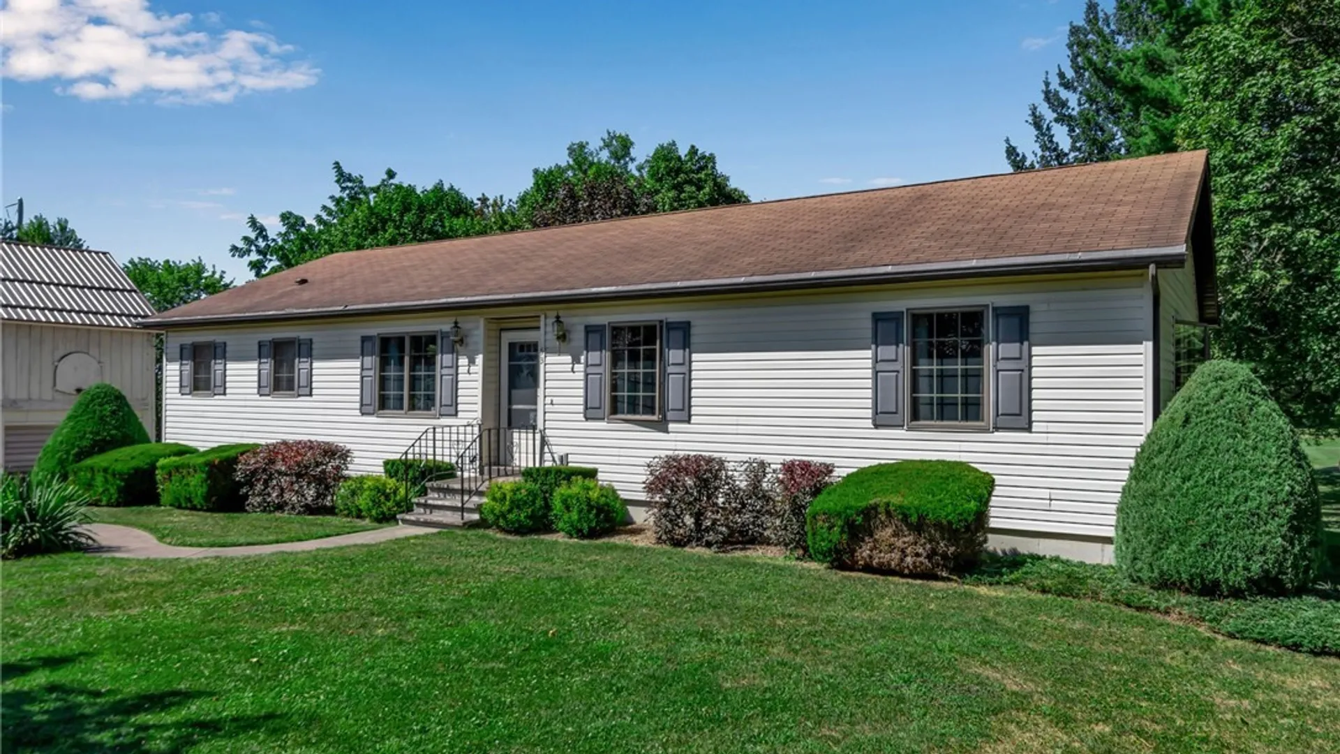 Property at 53 William Kidder Road, Lancaster, NY 14086 2