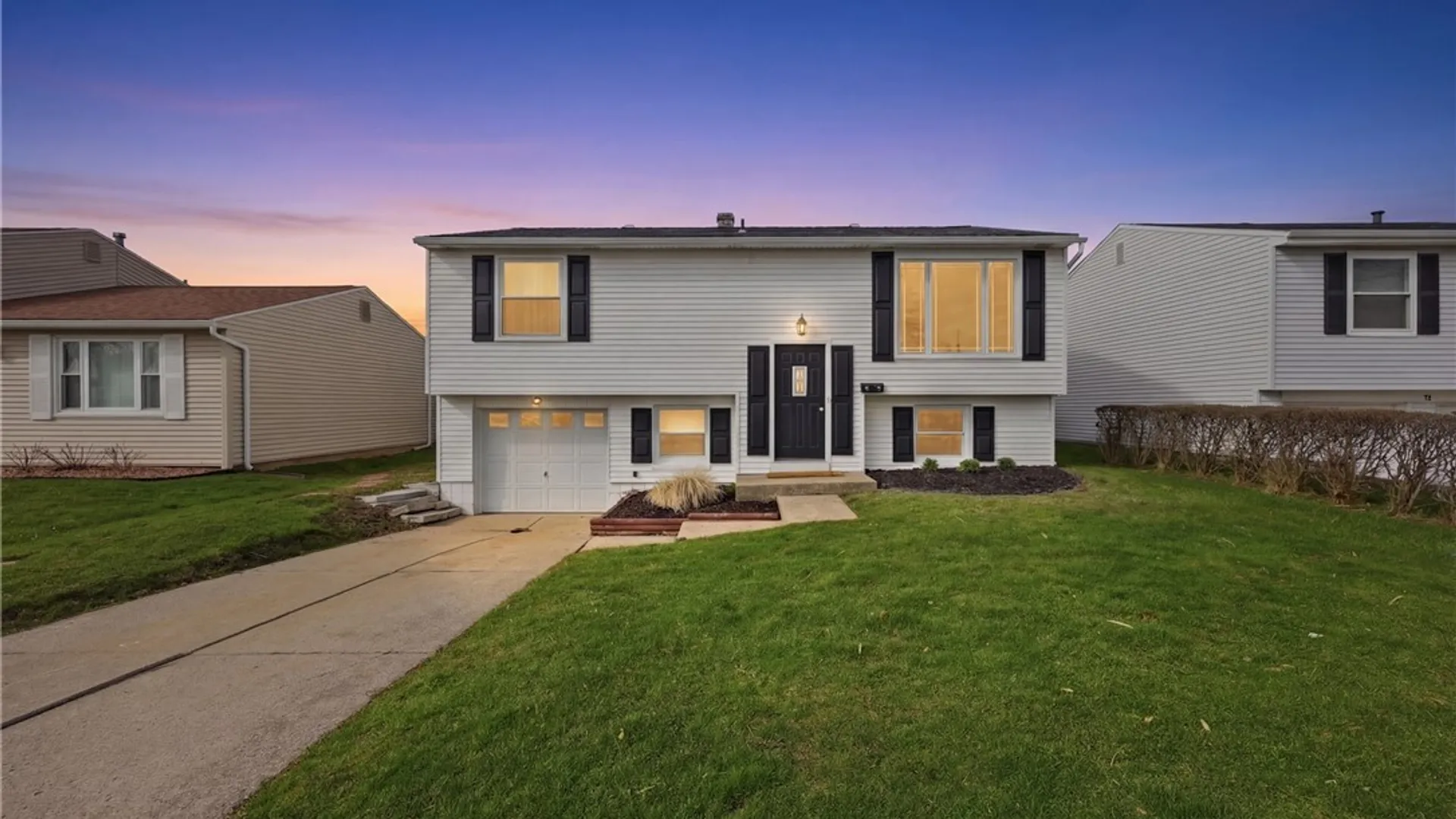 Property at 72 Toulon Drive, Cheektowaga, NY 14227 2