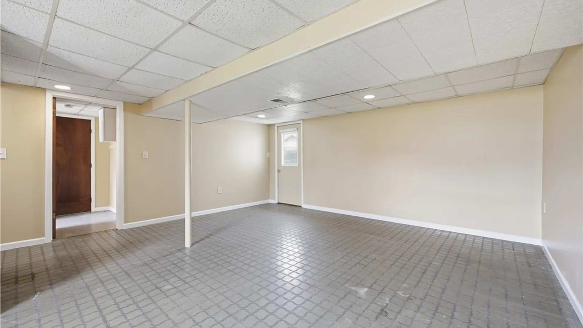 Property at 72 Toulon Drive, Cheektowaga, NY 14227 36