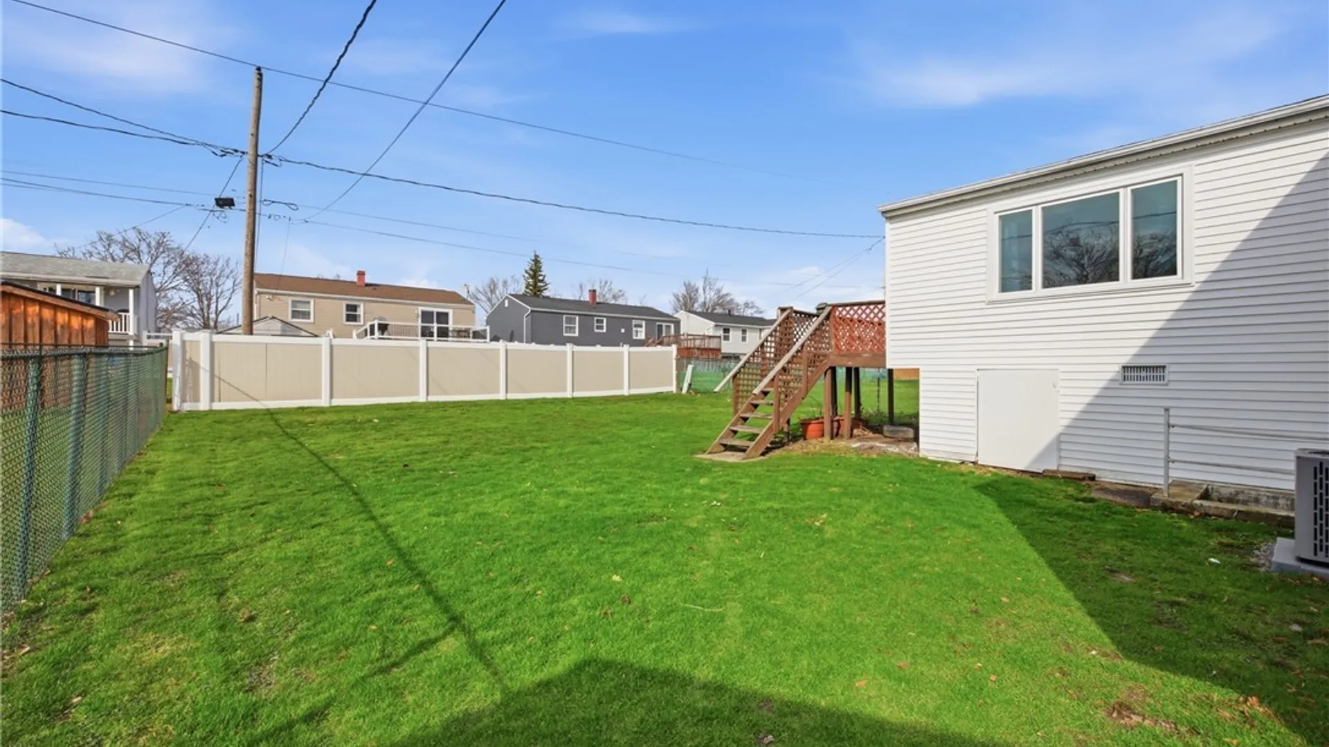 Property at 72 Toulon Drive, Cheektowaga, NY 14227 40
