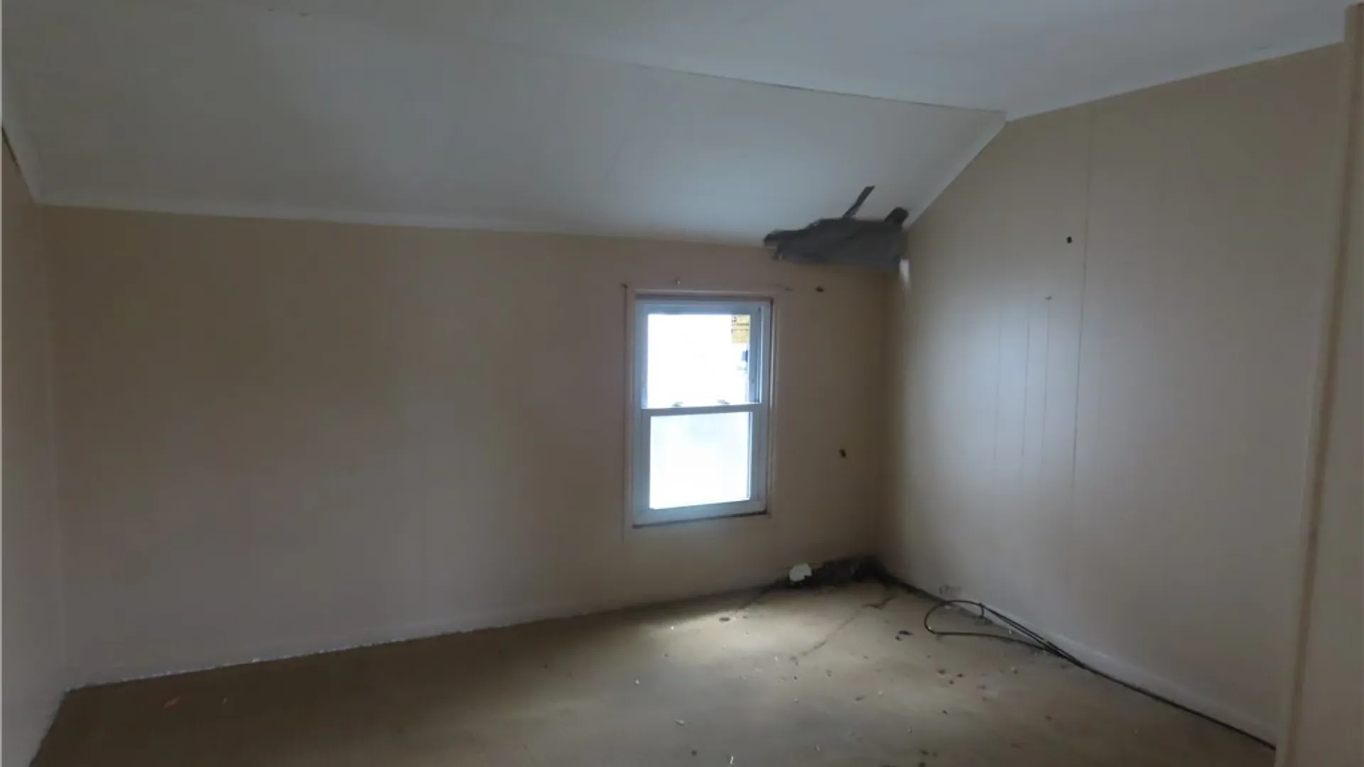 Property at 105 Crysler Street, Syracuse, NY 13204 12