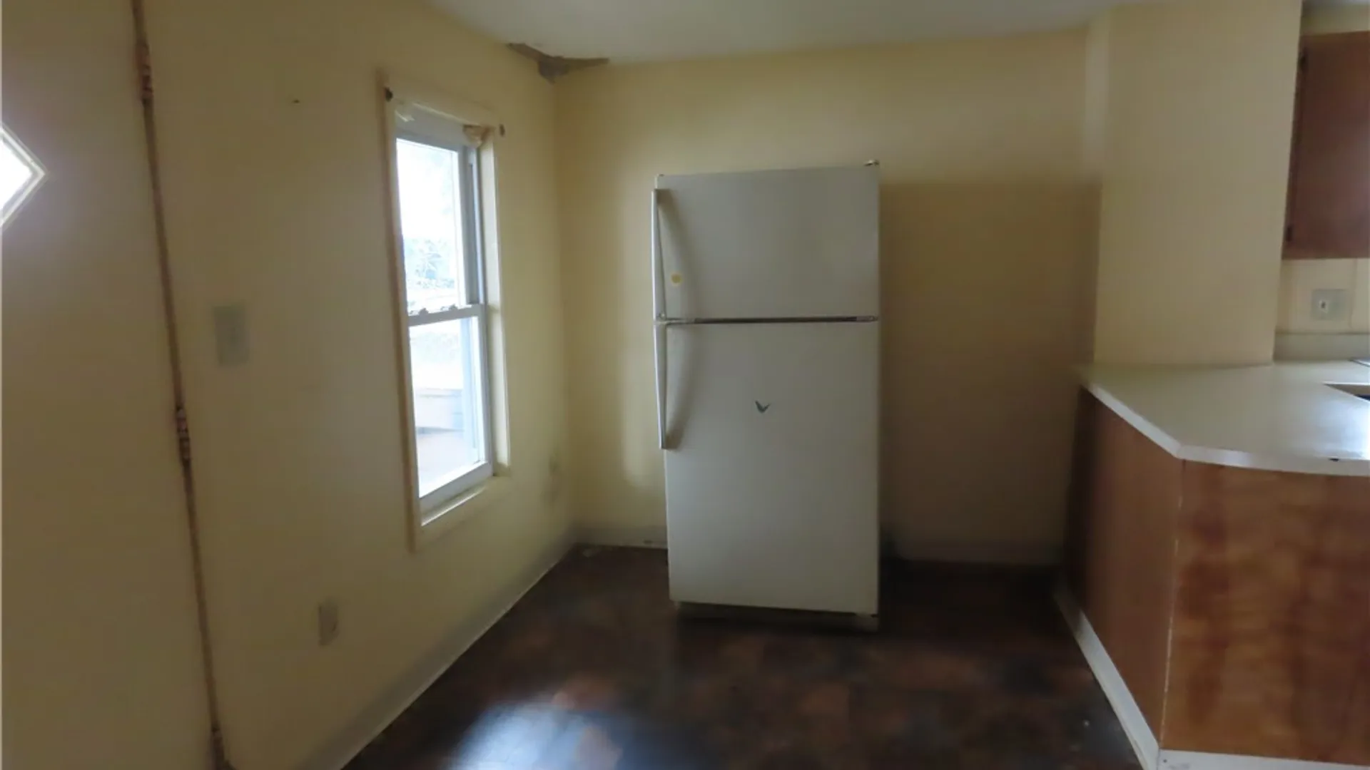 Property at 105 Crysler Street, Syracuse, NY 13204 4